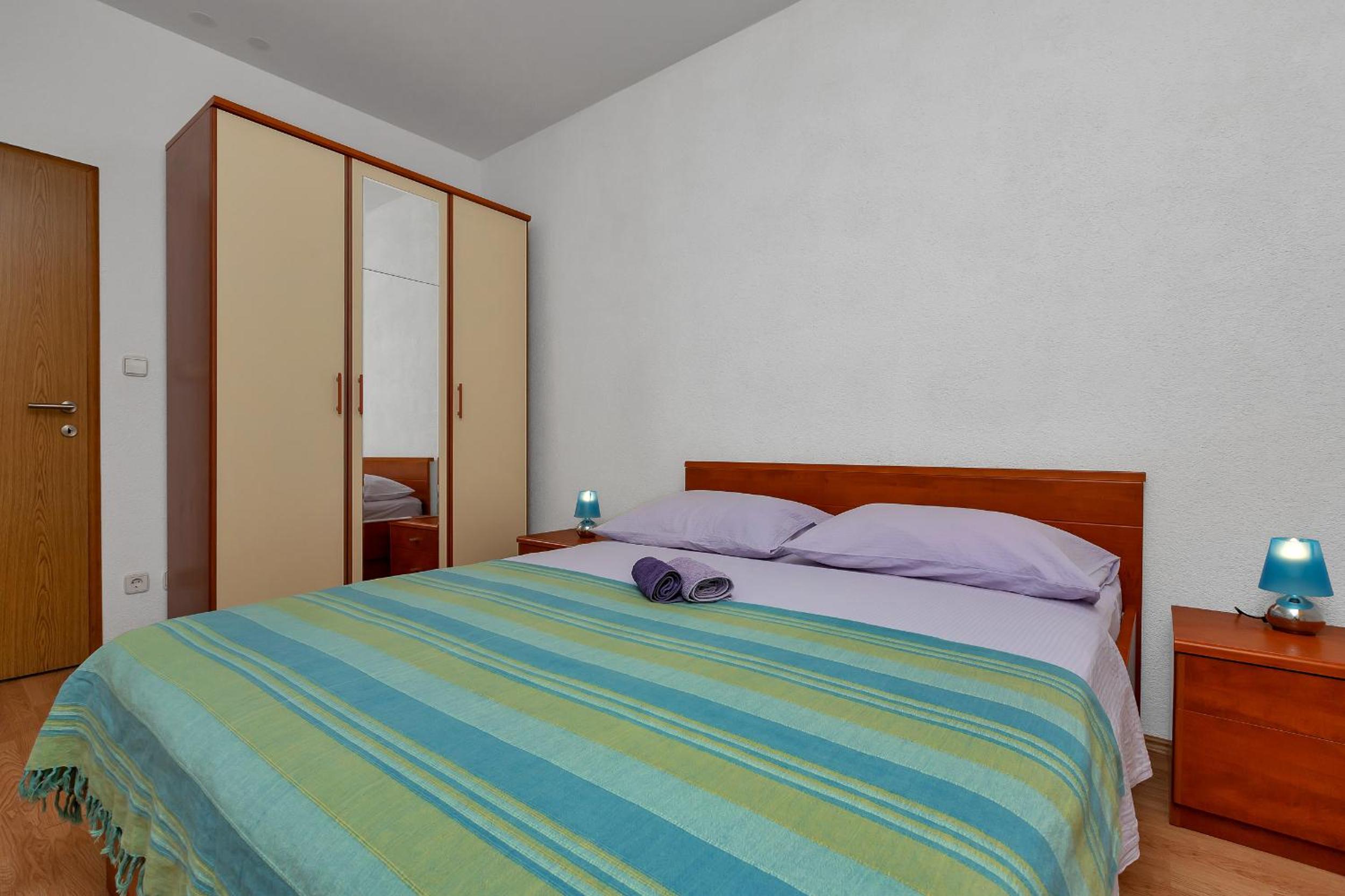 Four-Bedroom House photo 3