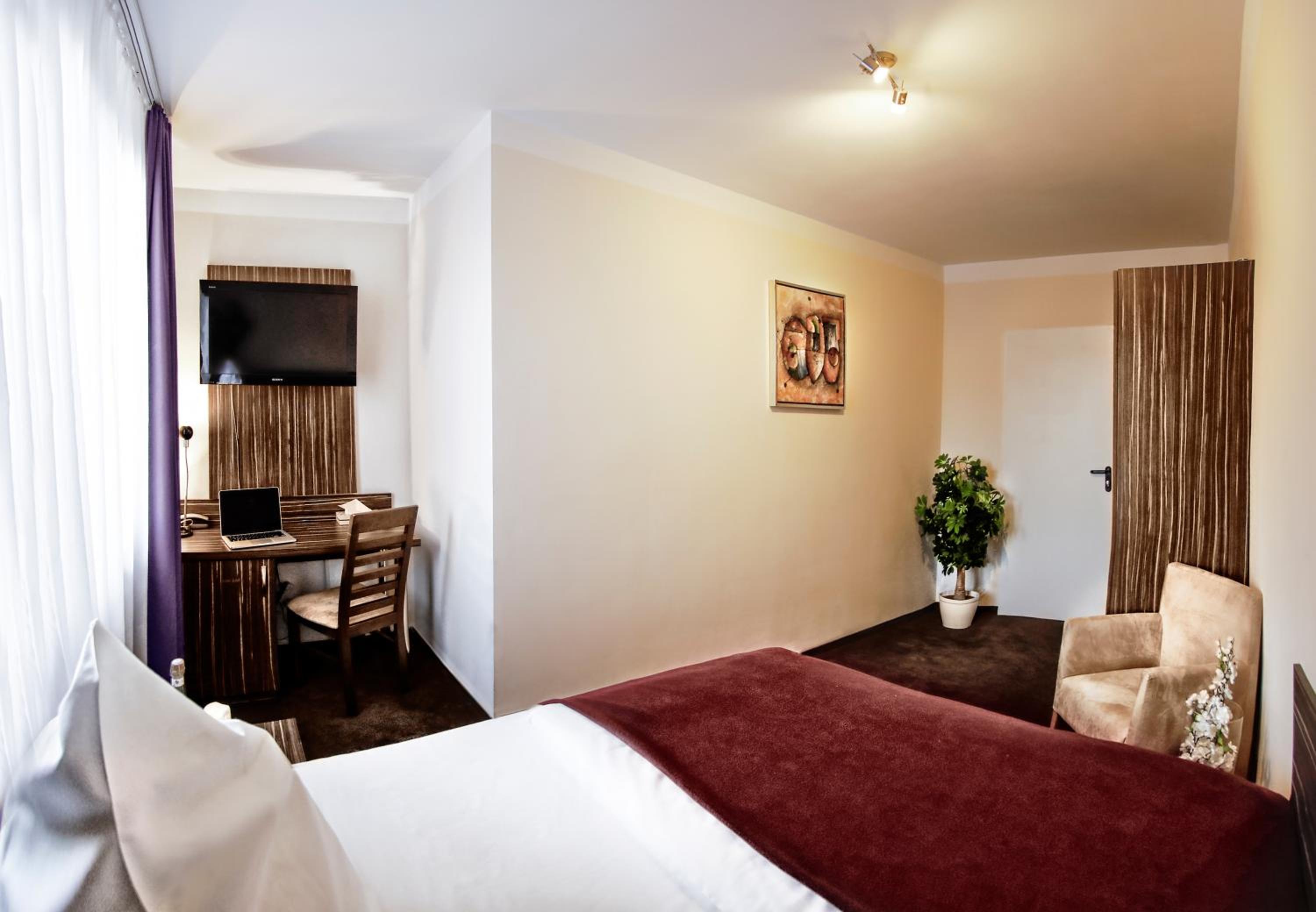 Comfort Single Room