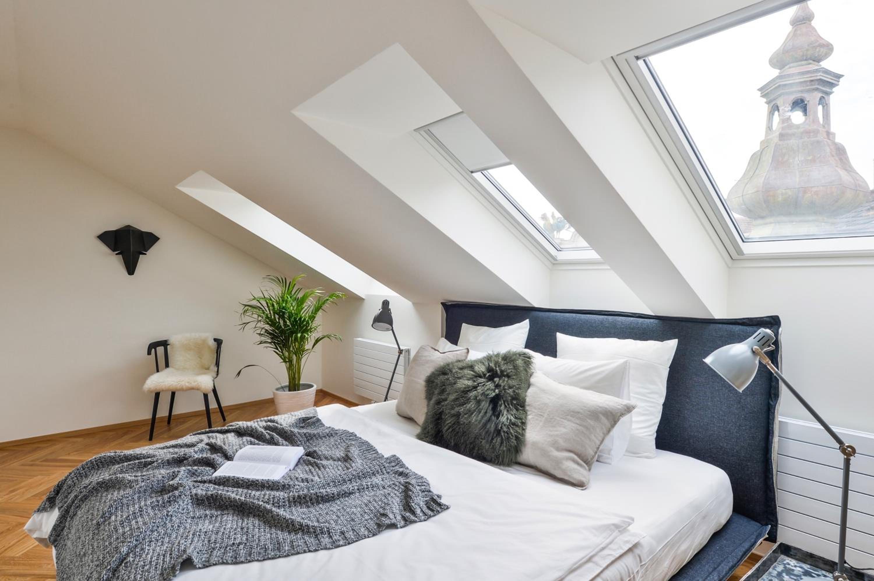 Two-Bedroom Apartment - Photo 11