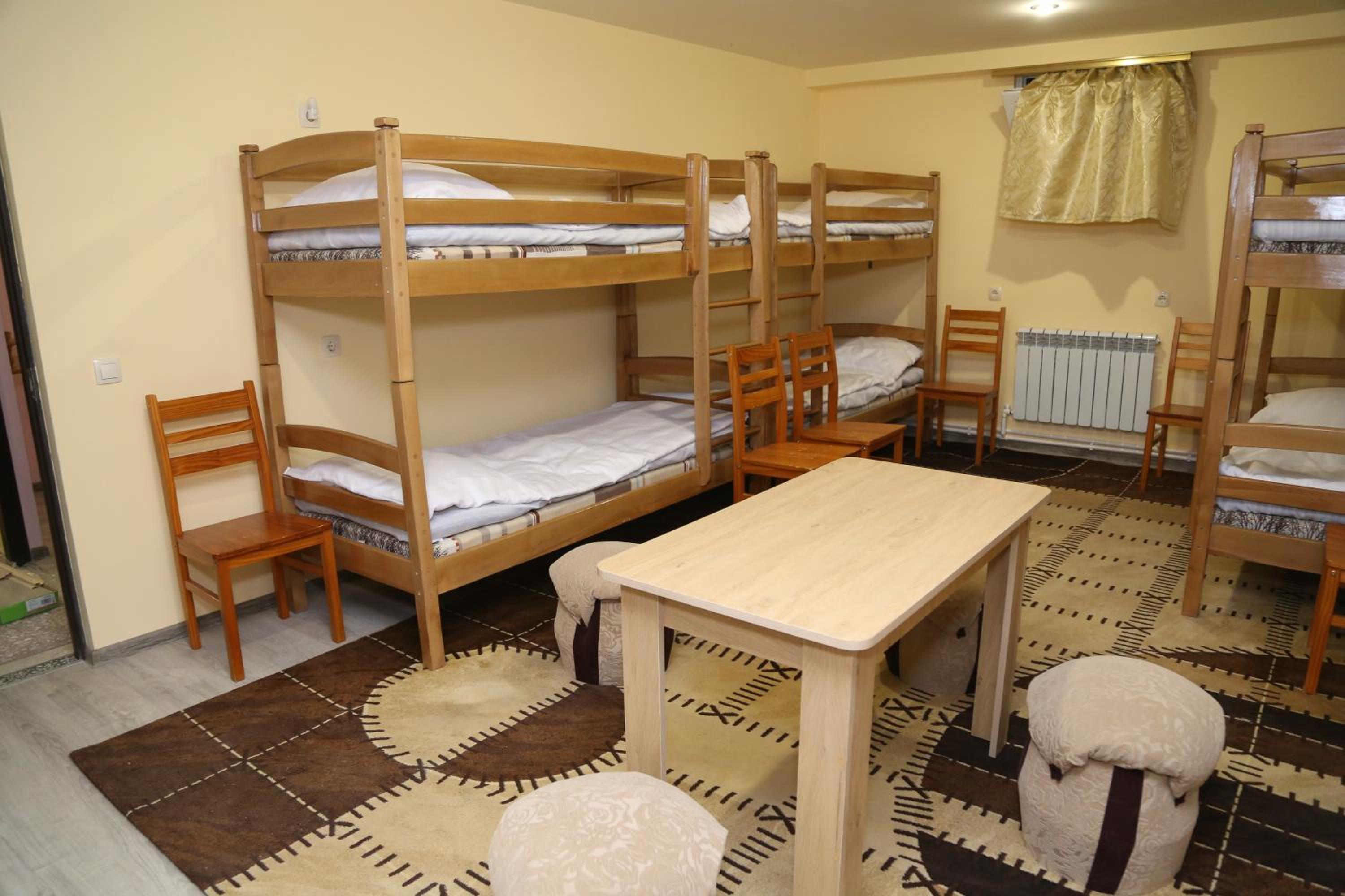 Bed in 6-Bed Dormitory Room photo 3