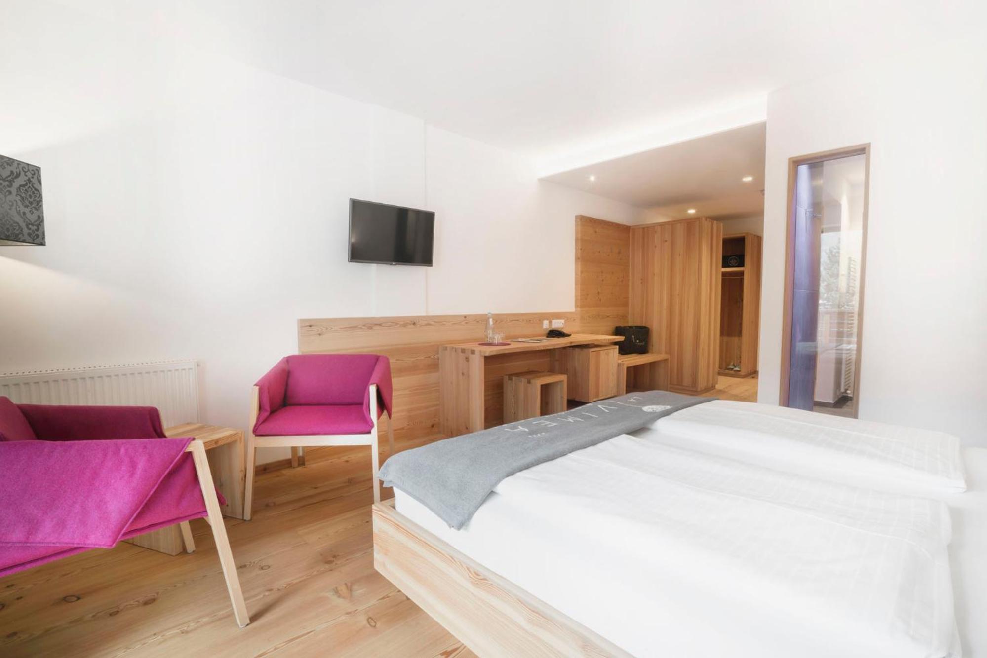 King Room with Balcony