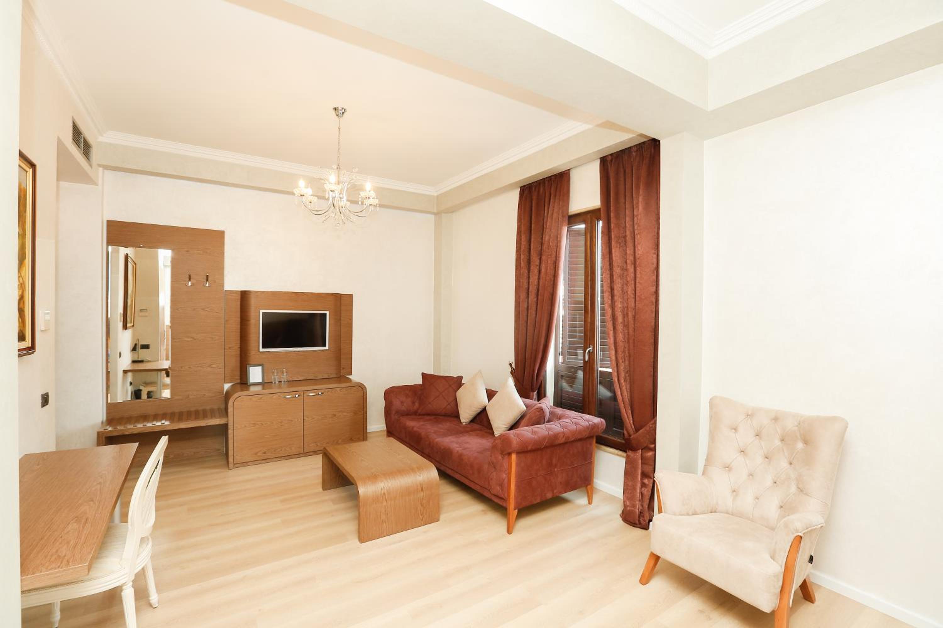 Superior Double Room with Free Parking and Wi-Fi photo 3