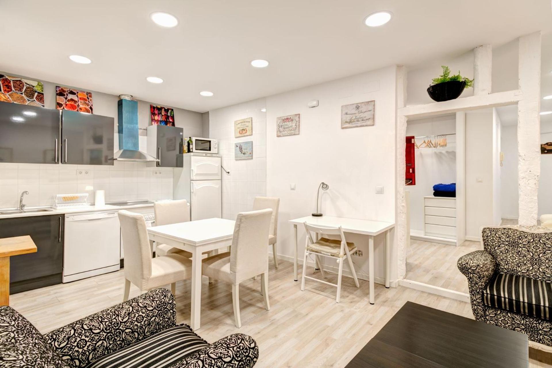 Loft 1A - Photo 13