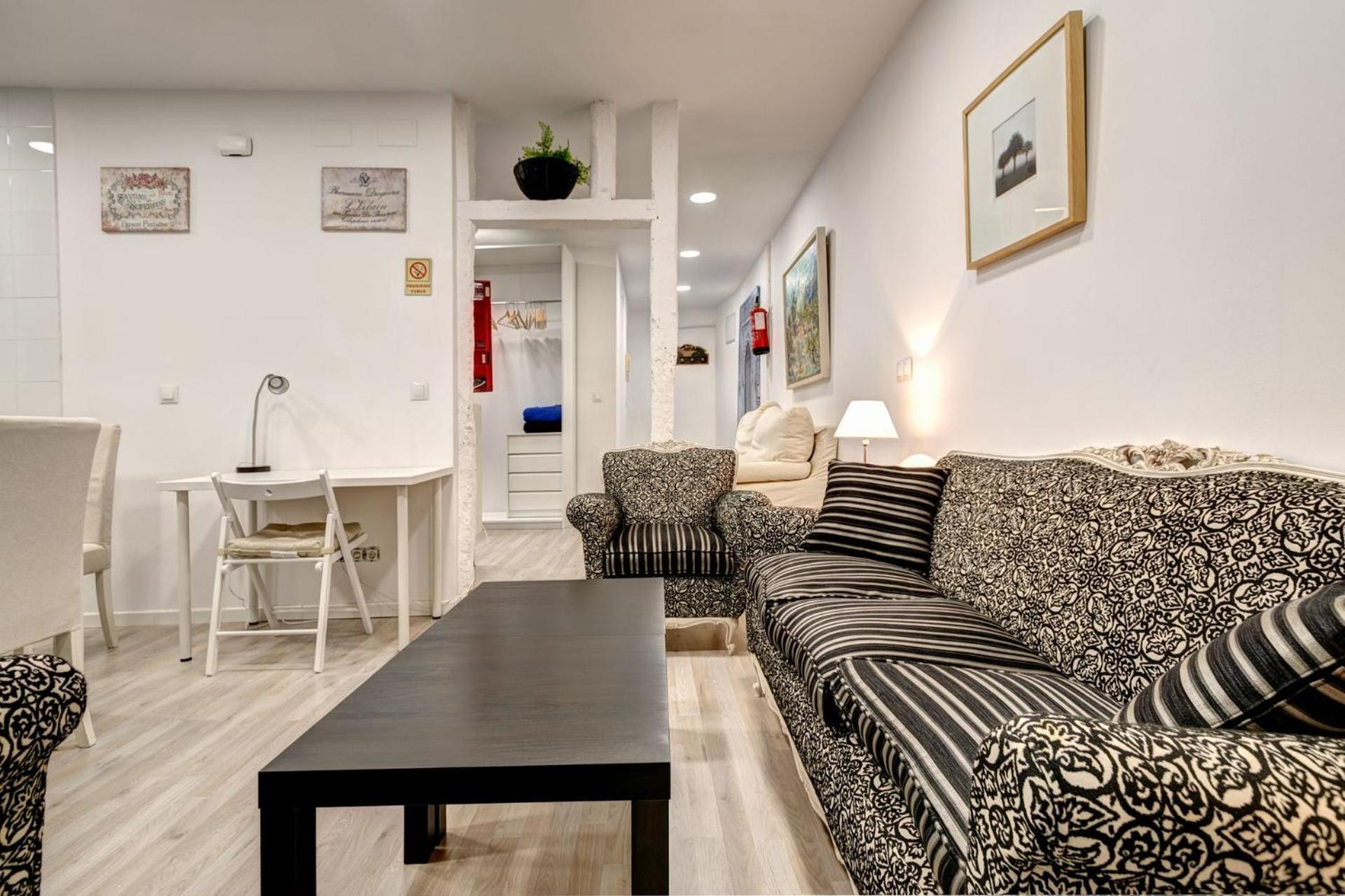 Loft 1A - Photo 12