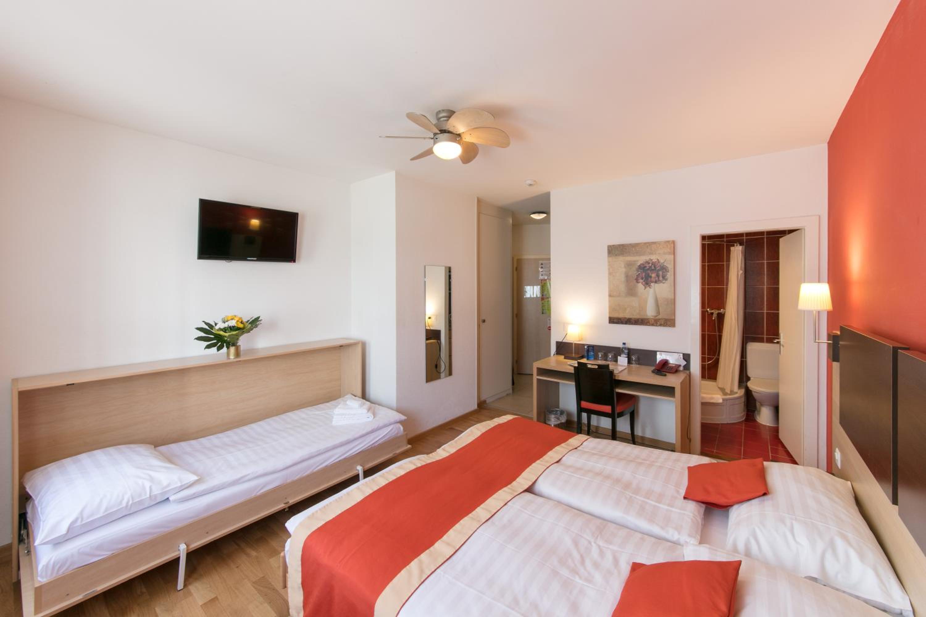 Triple Room photo 3