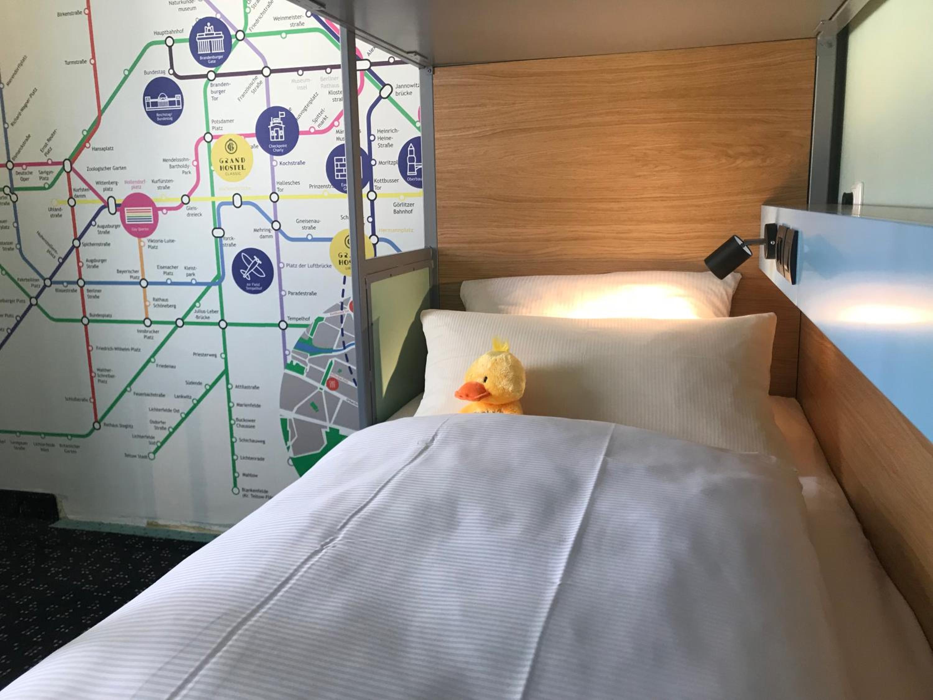 Bed in 4-Bed Mixed Dormitory Room photo 3