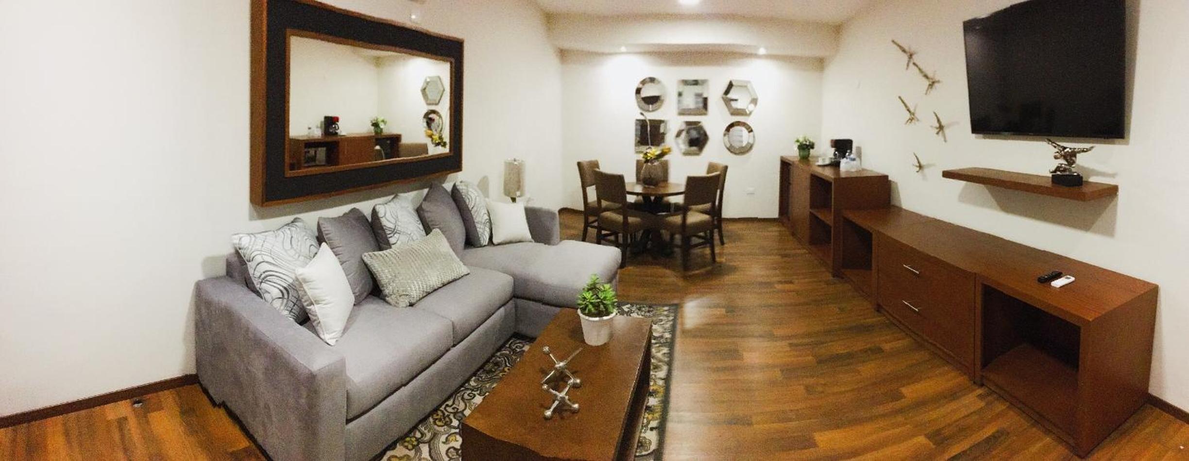 Executive Suite photo 1