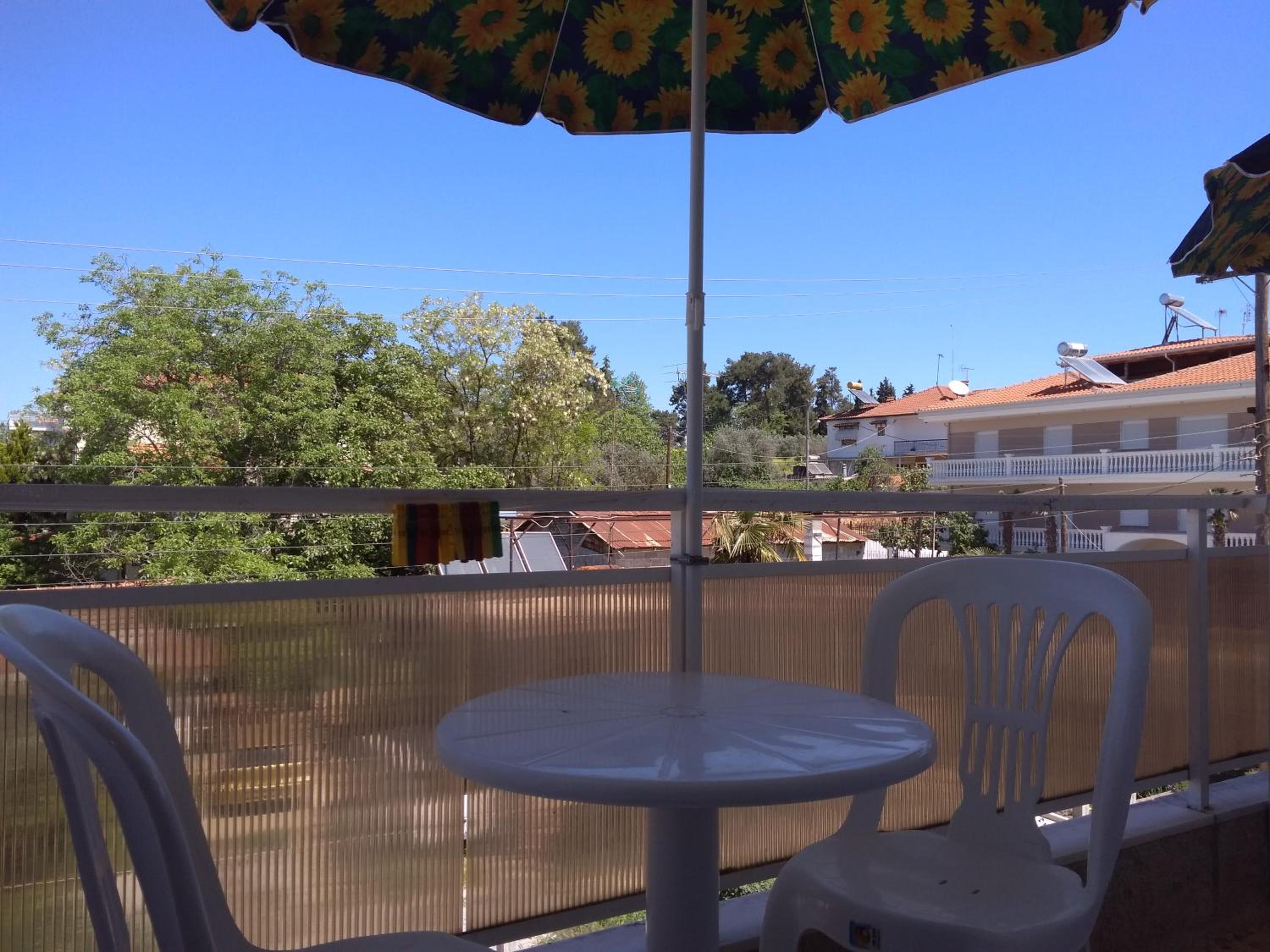 Apartment with Balcony - Photo 18