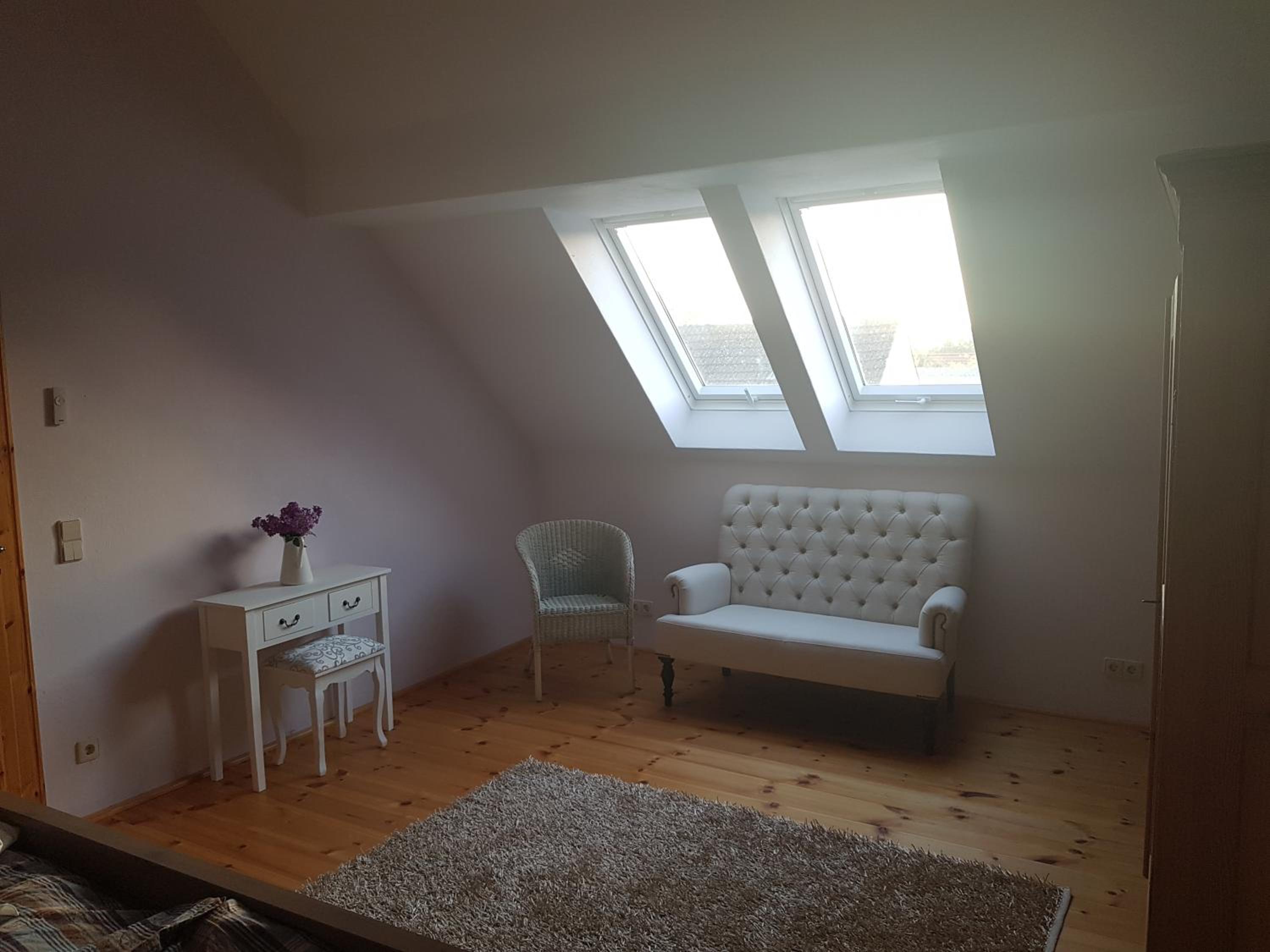 One-Bedroom House photo 1