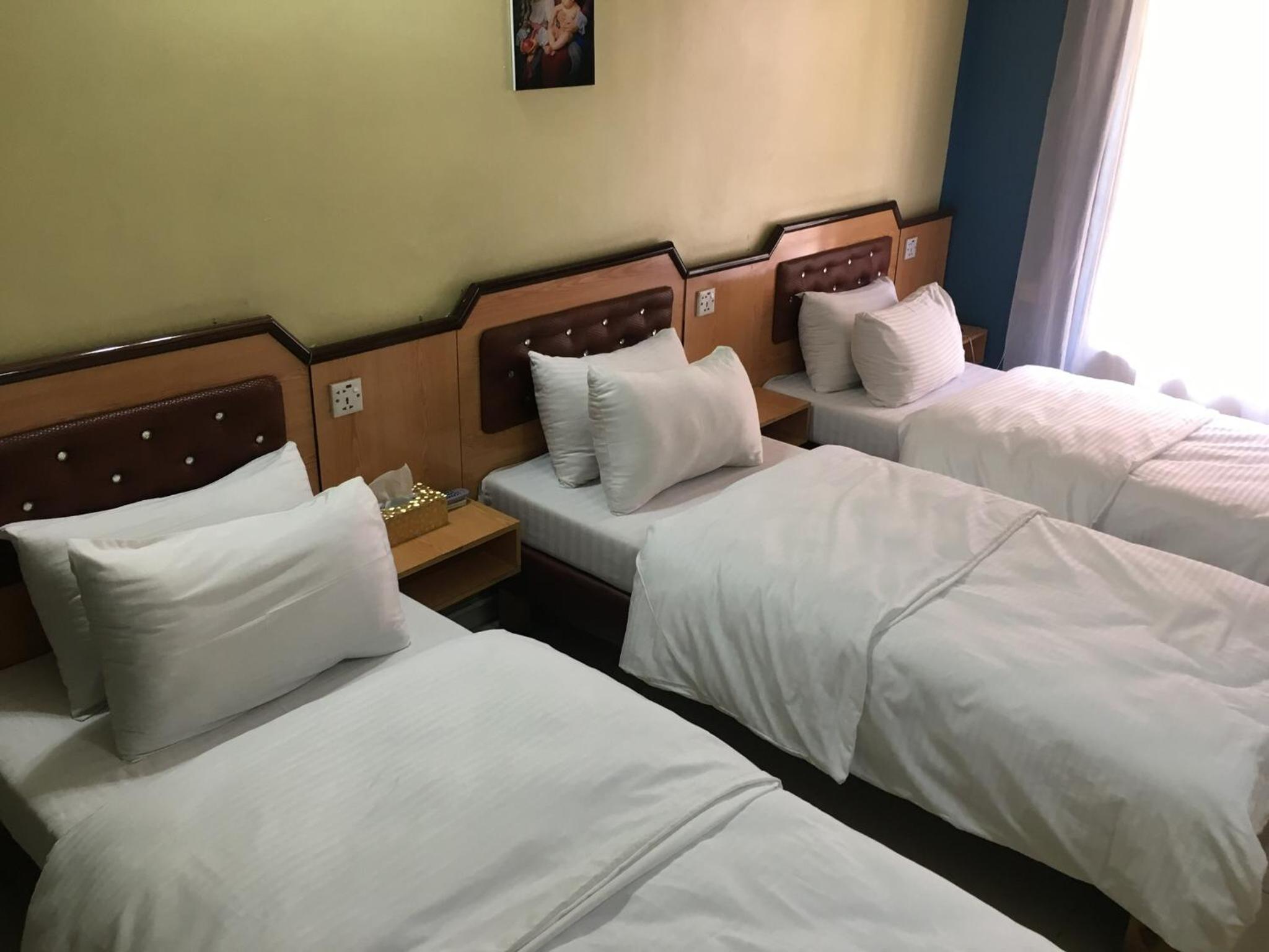 Basic Triple Room