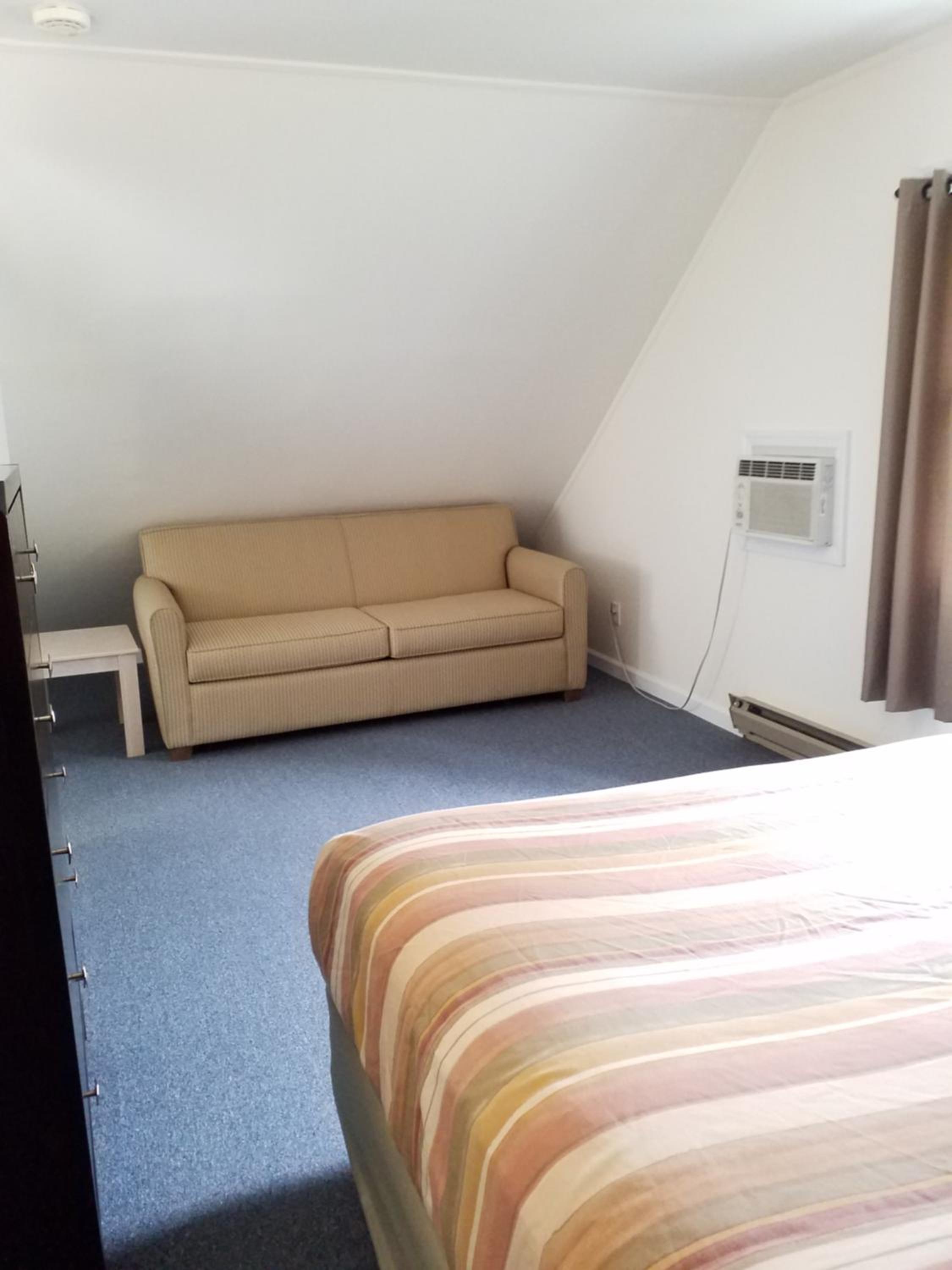  Three Bedroom Cottage H  photo 2
