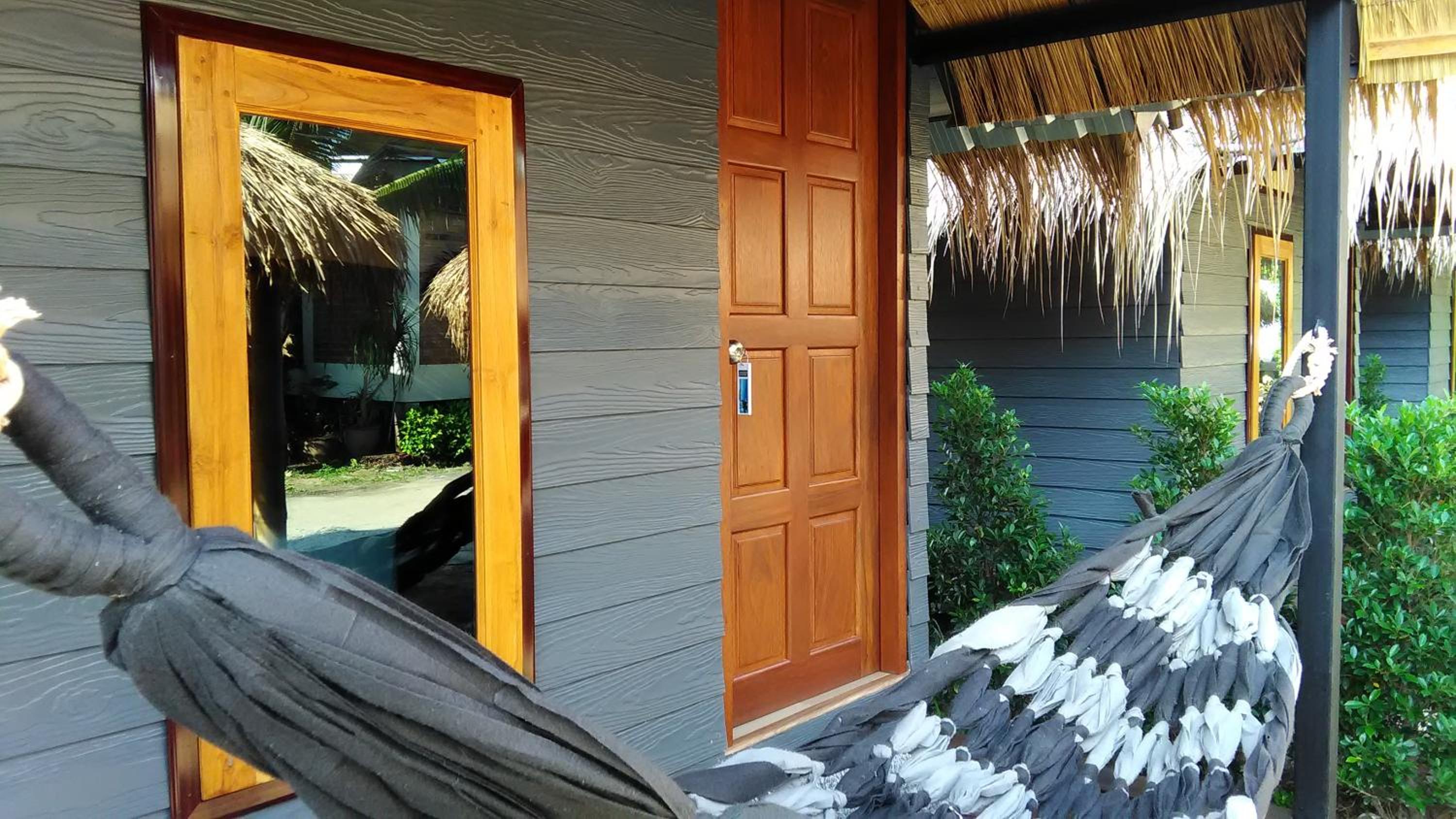 Budget Bungalow - Photo 7