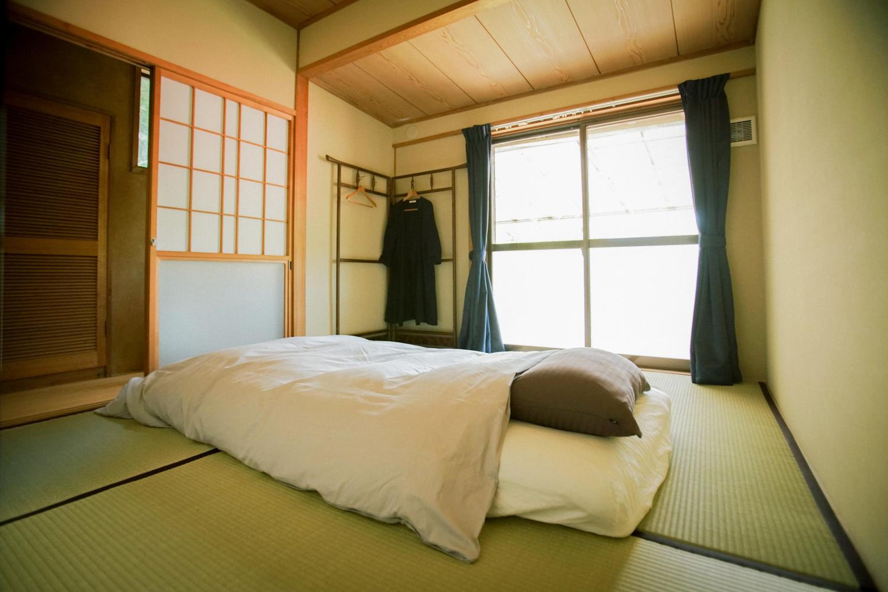 Twin Room with Mountain View photo 2