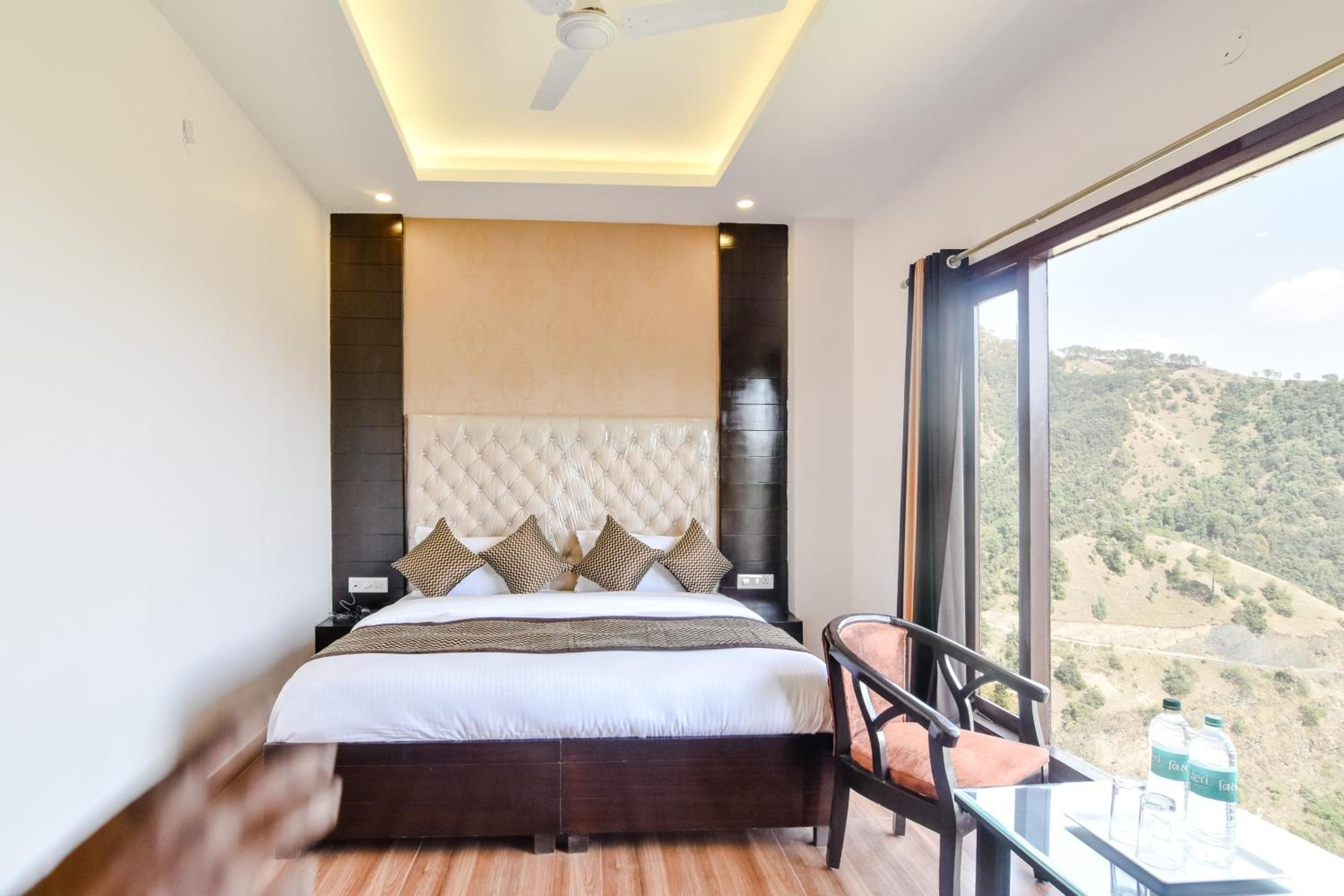 Superior Double Room - Photo 2
