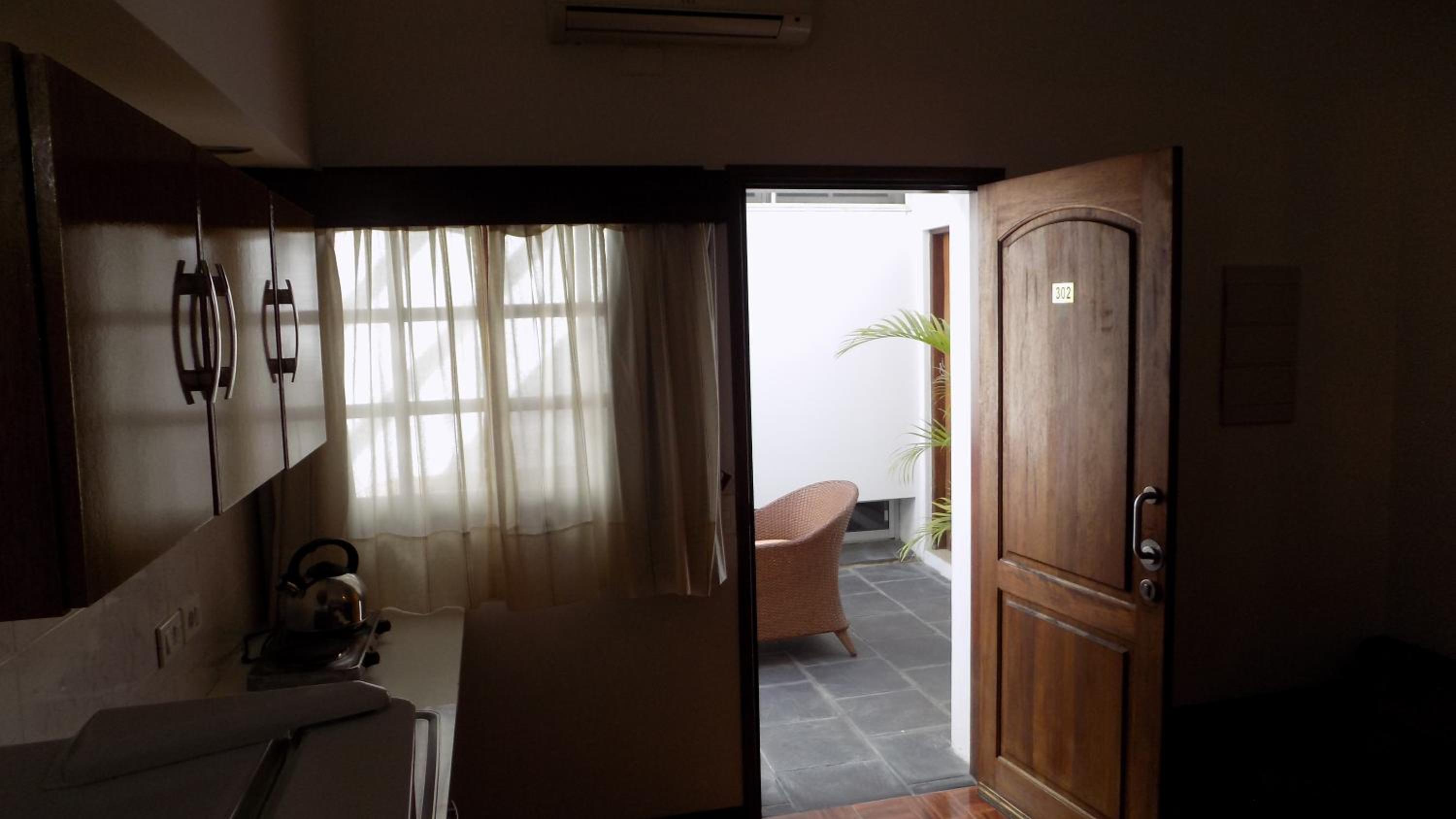 Apartment (4 Adults) photo 2