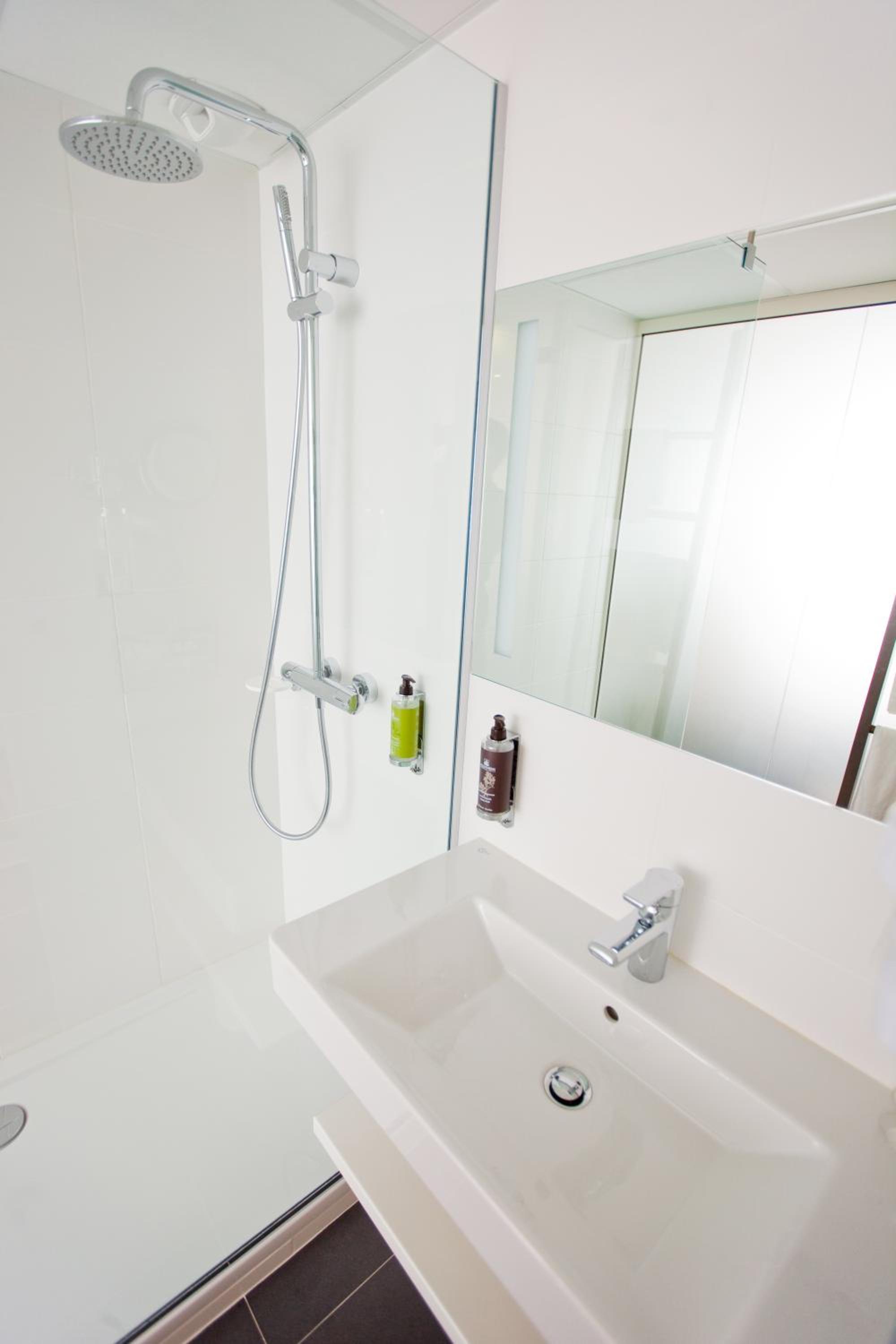 Grand Comfort Double Room - Photo 6