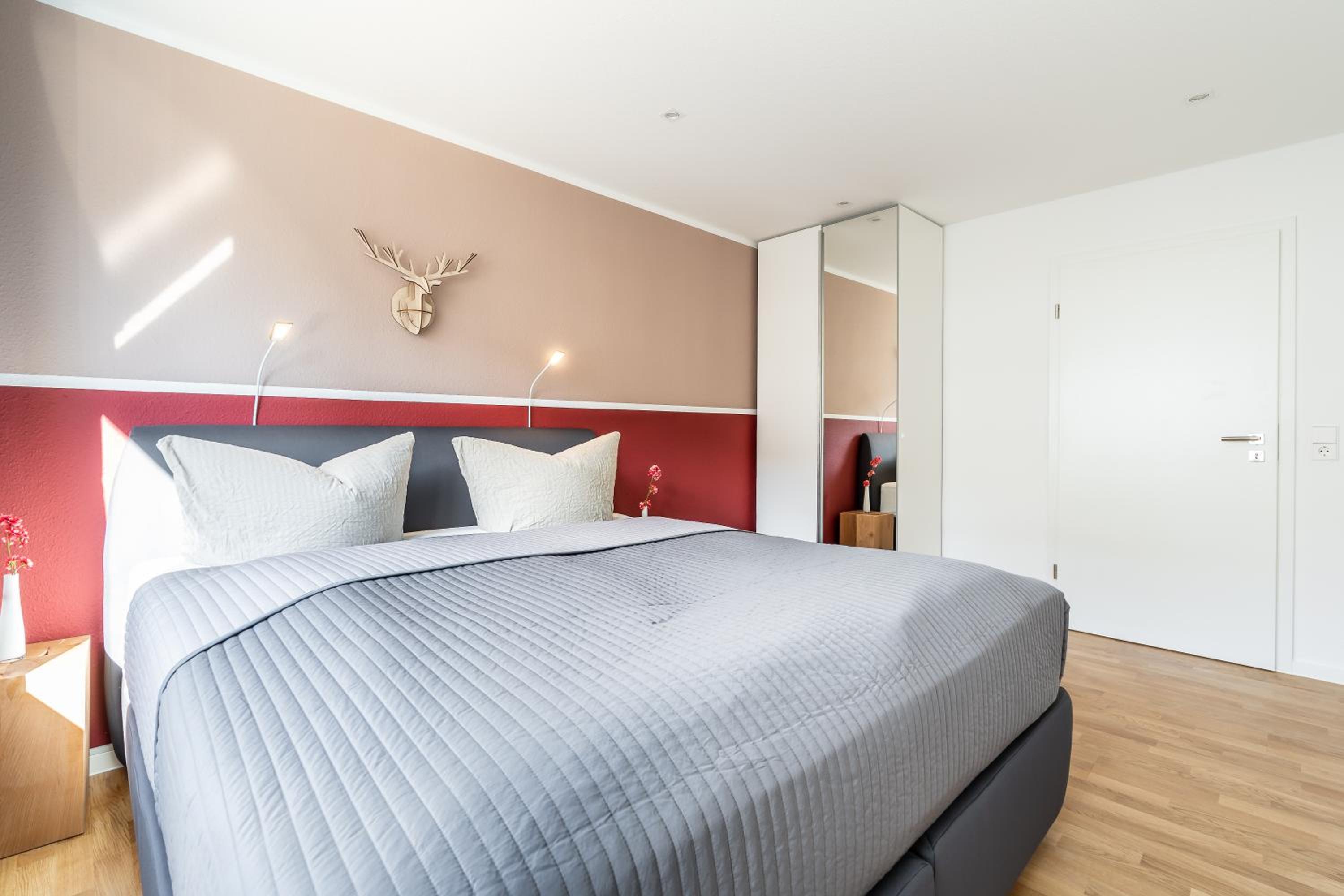 Three-Bedroom Apartment - Photo 7