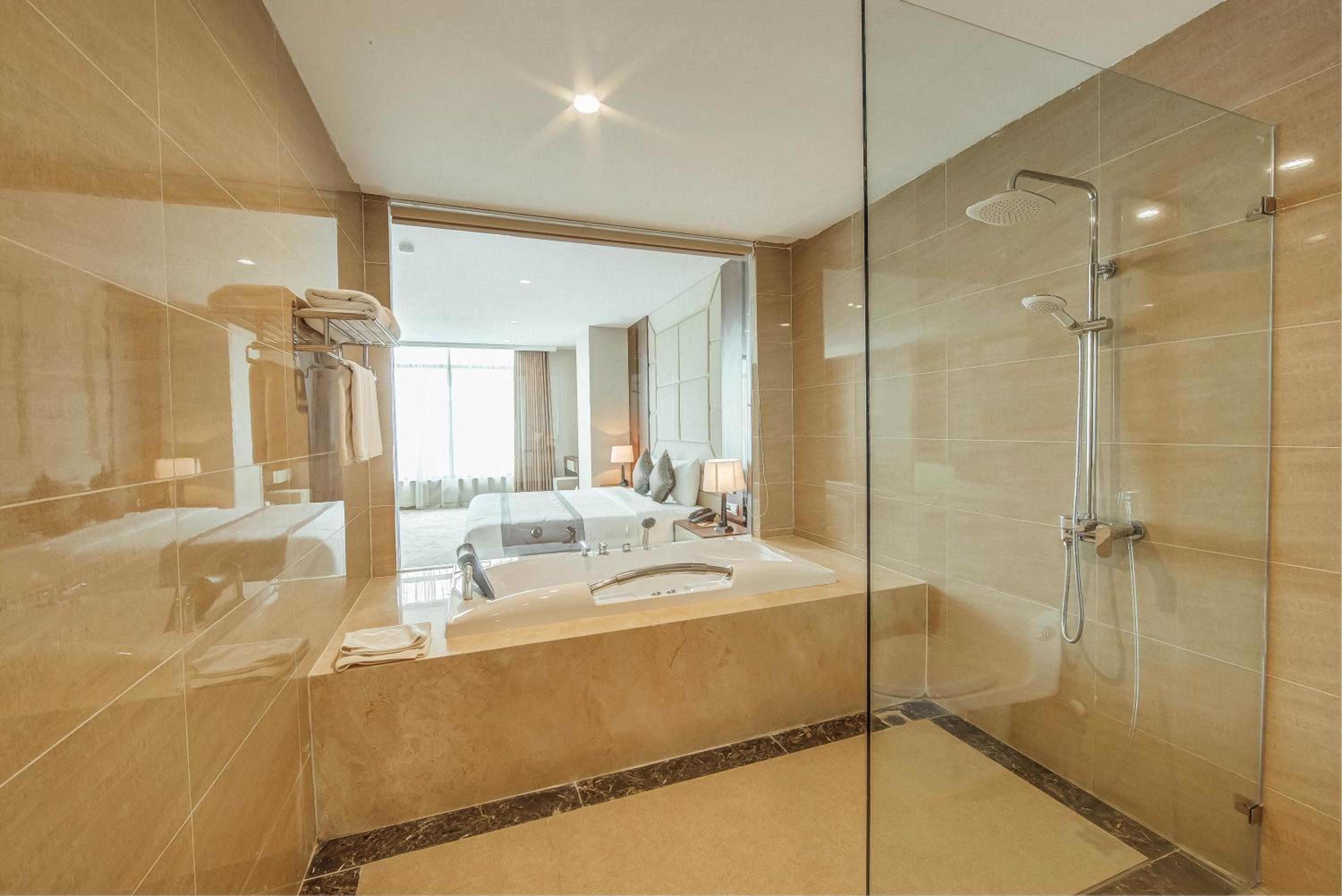 Executive Suite photo 3