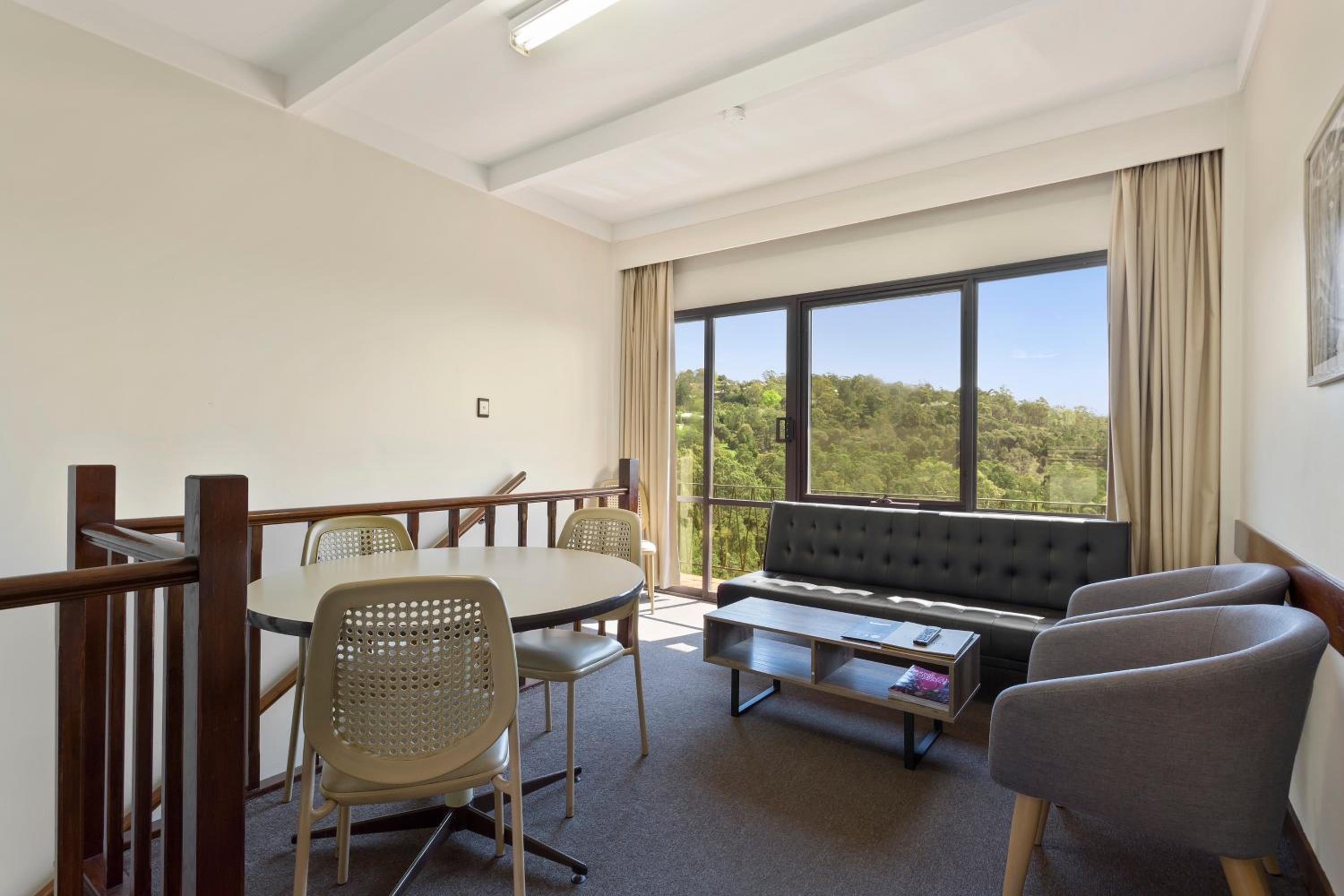 Two-Bedroom Apartment - Photo 7