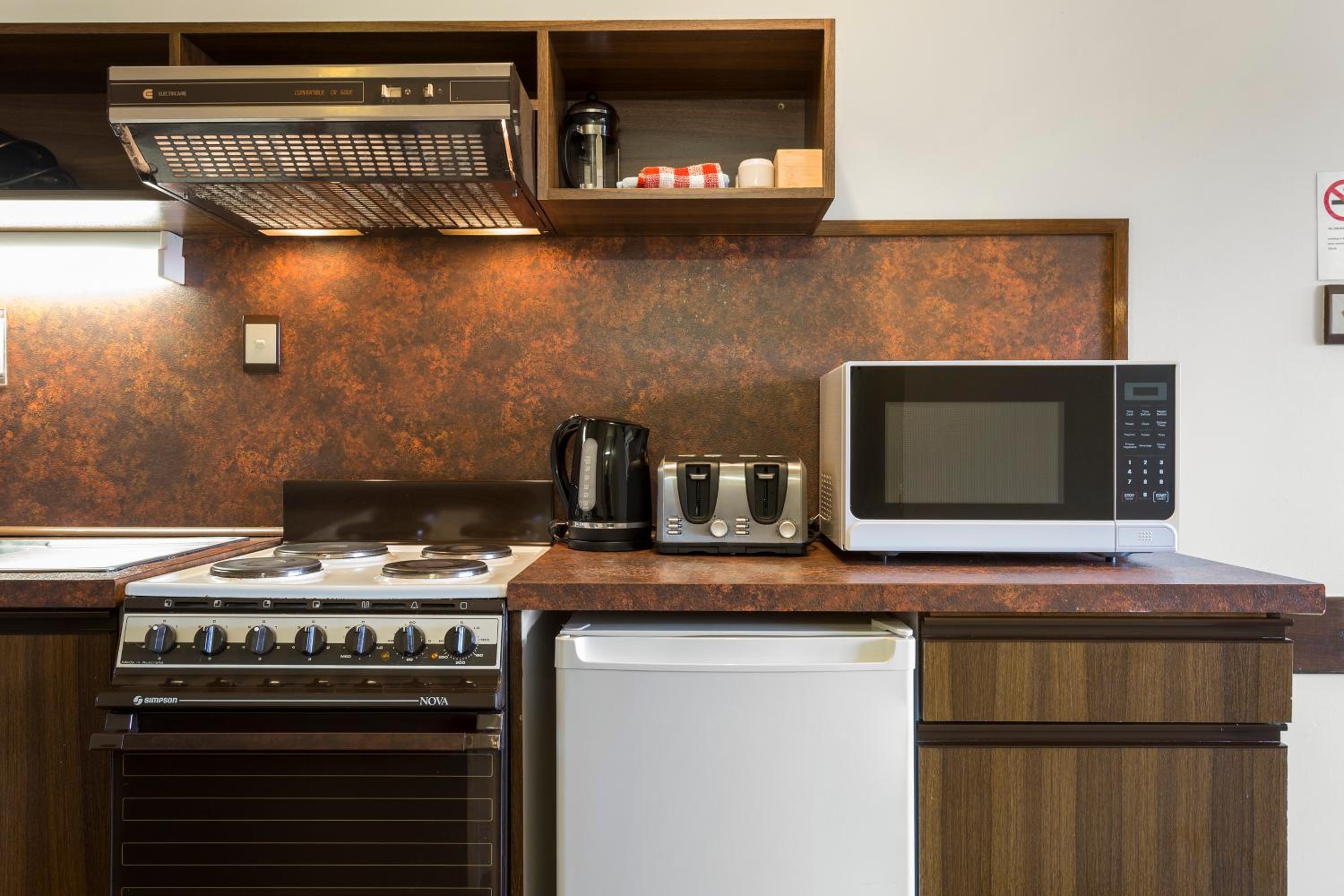 Two-Bedroom Apartment - Photo 3