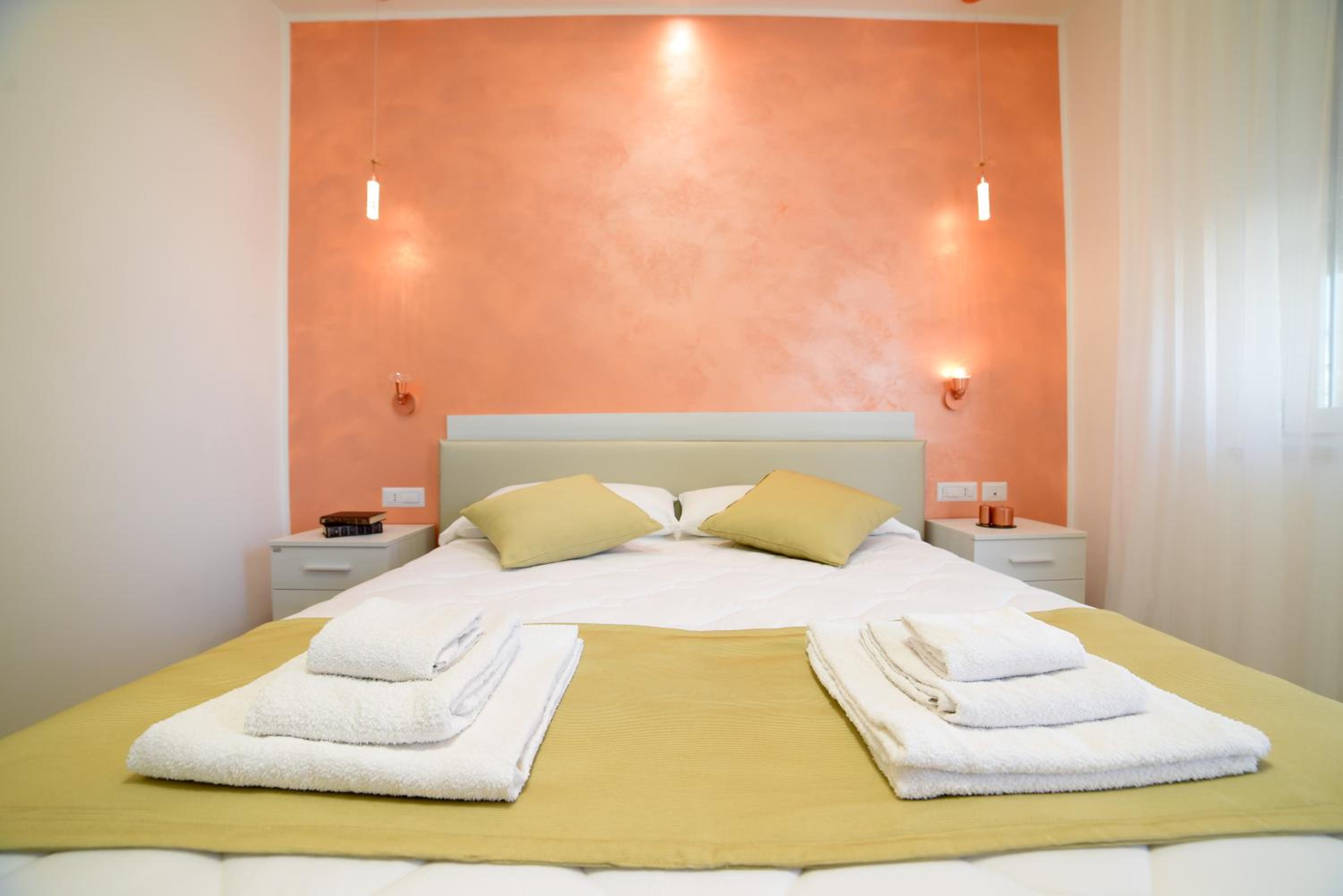 Double Room with Balcony (2 Adults + 1 Child) photo 1
