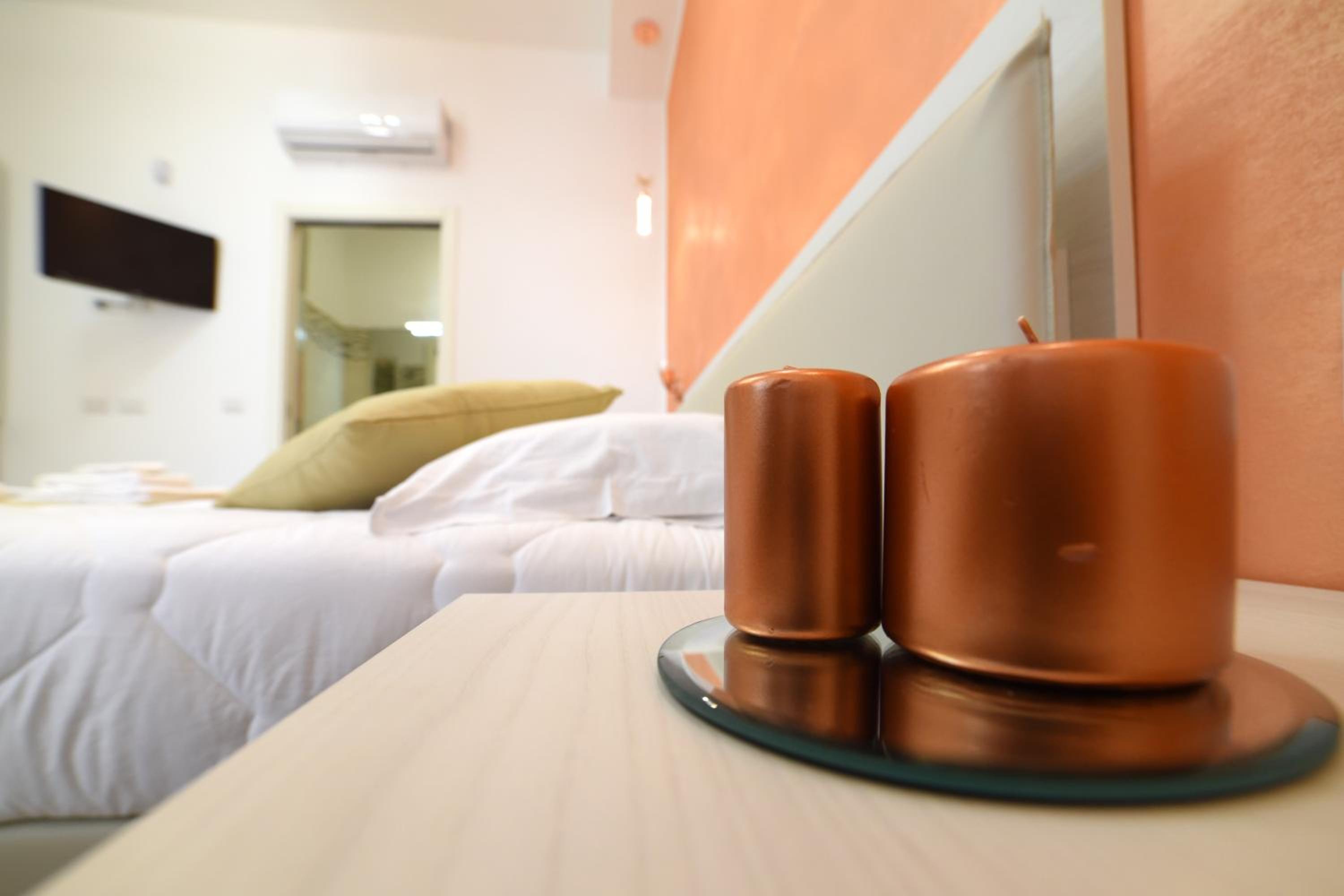 Double Room with Balcony (2 Adults + 1 Child) photo 3