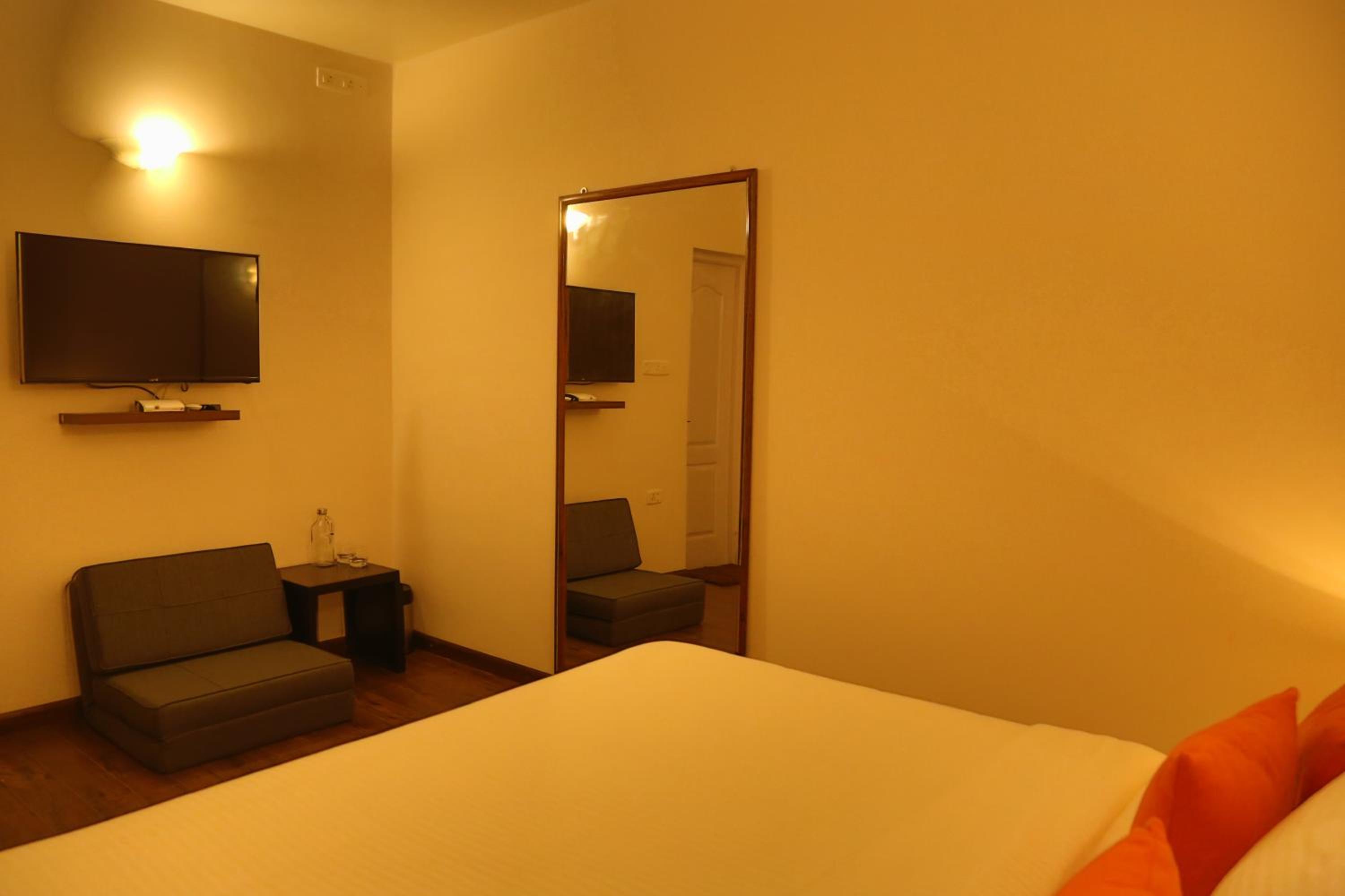 Double Room with Garden View - Photo 1
