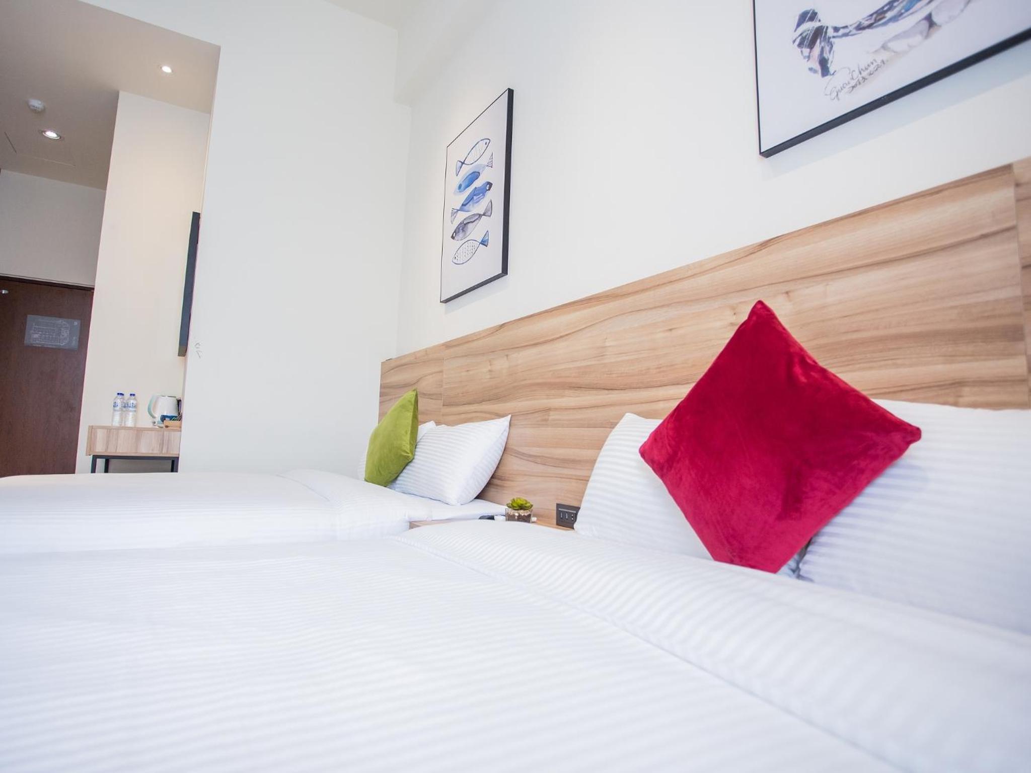 Standard Quadruple Room photo 2