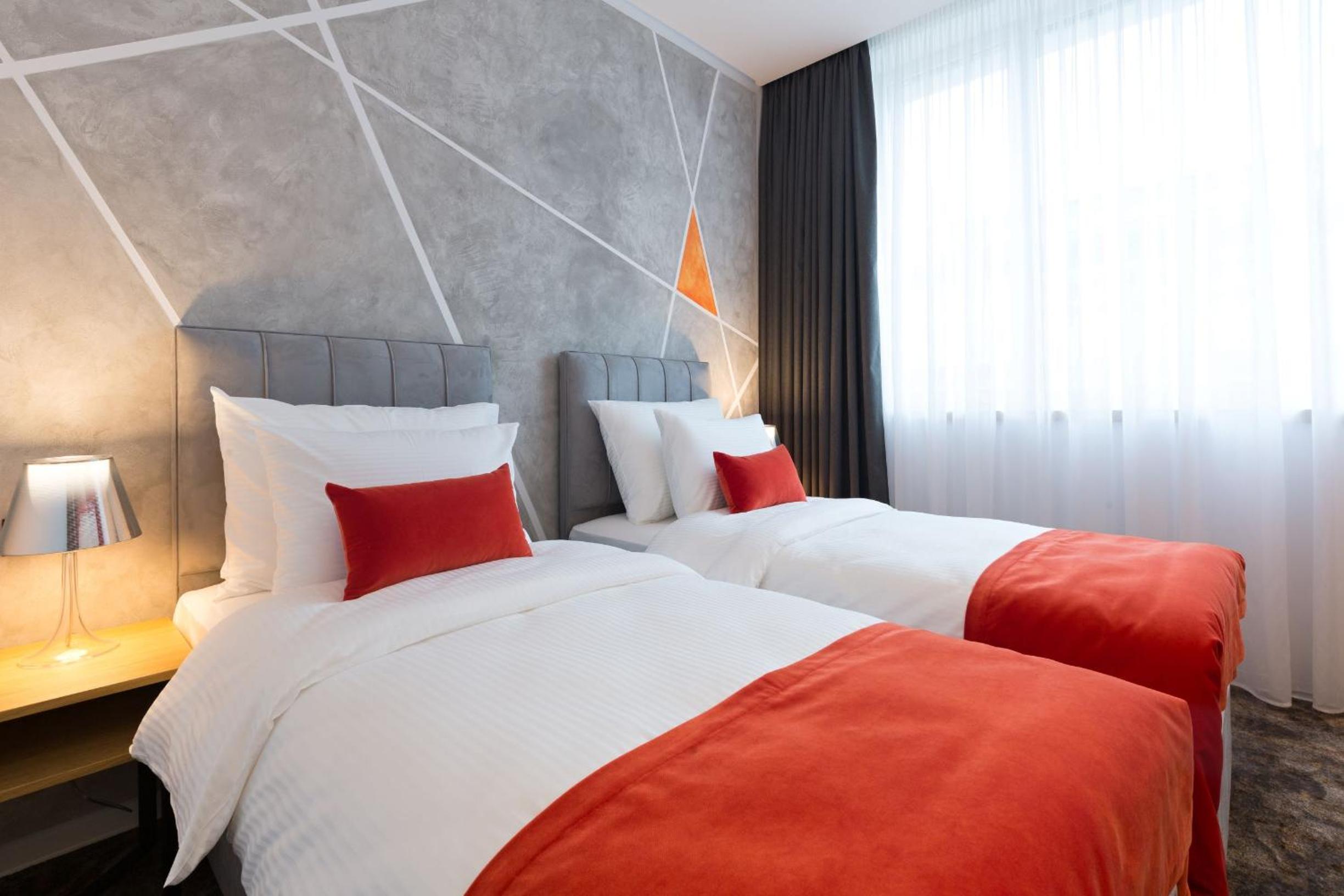Superior Double or Twin Room - Photo 3