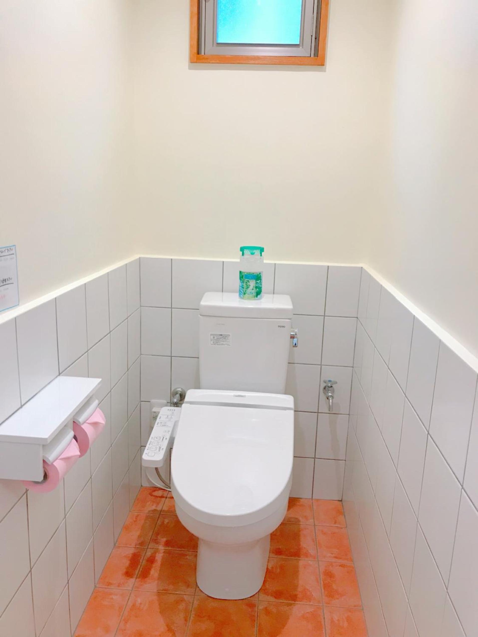 Single Room with Shared Shower and Toilet photo 2