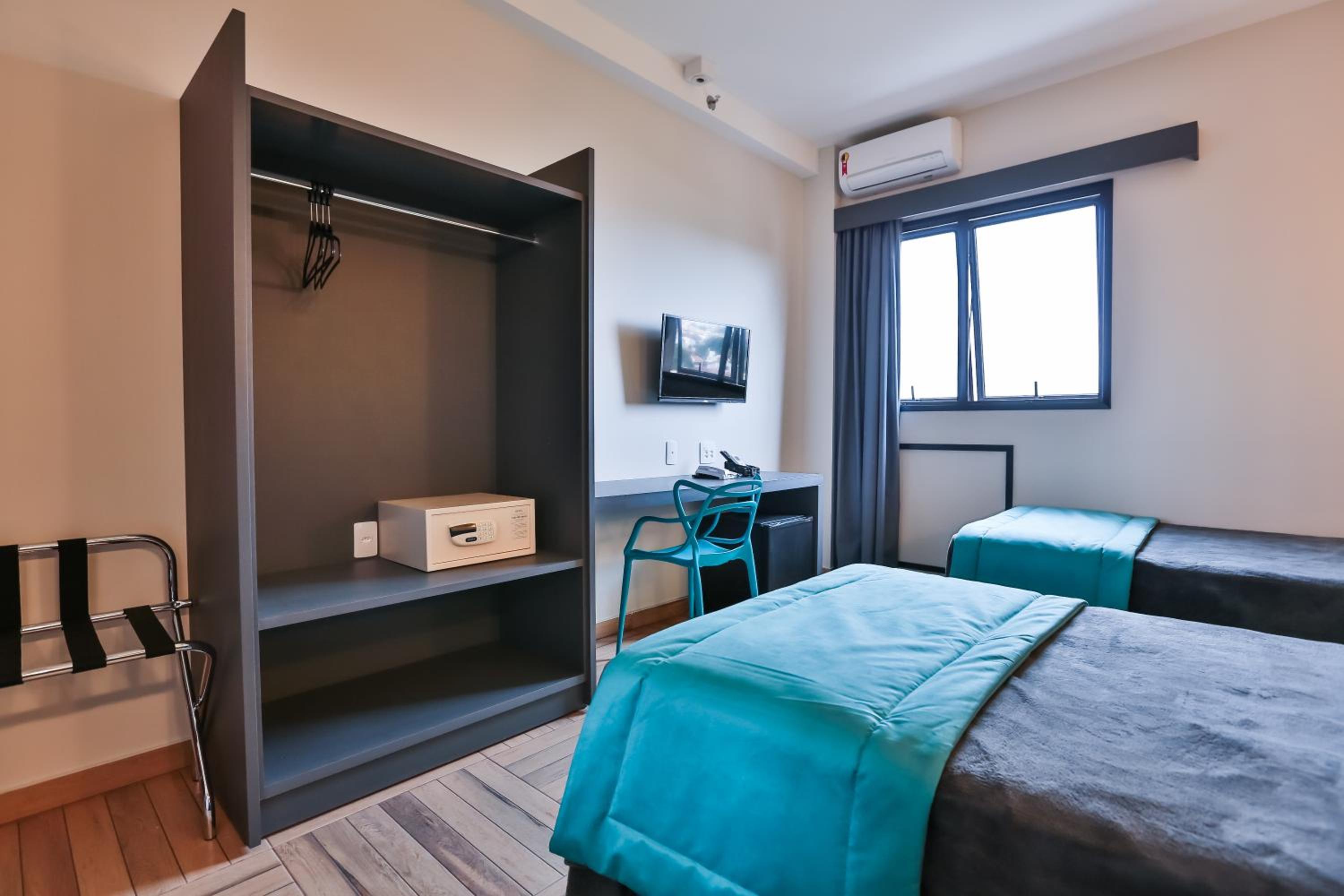 Standard Twin Room photo 1