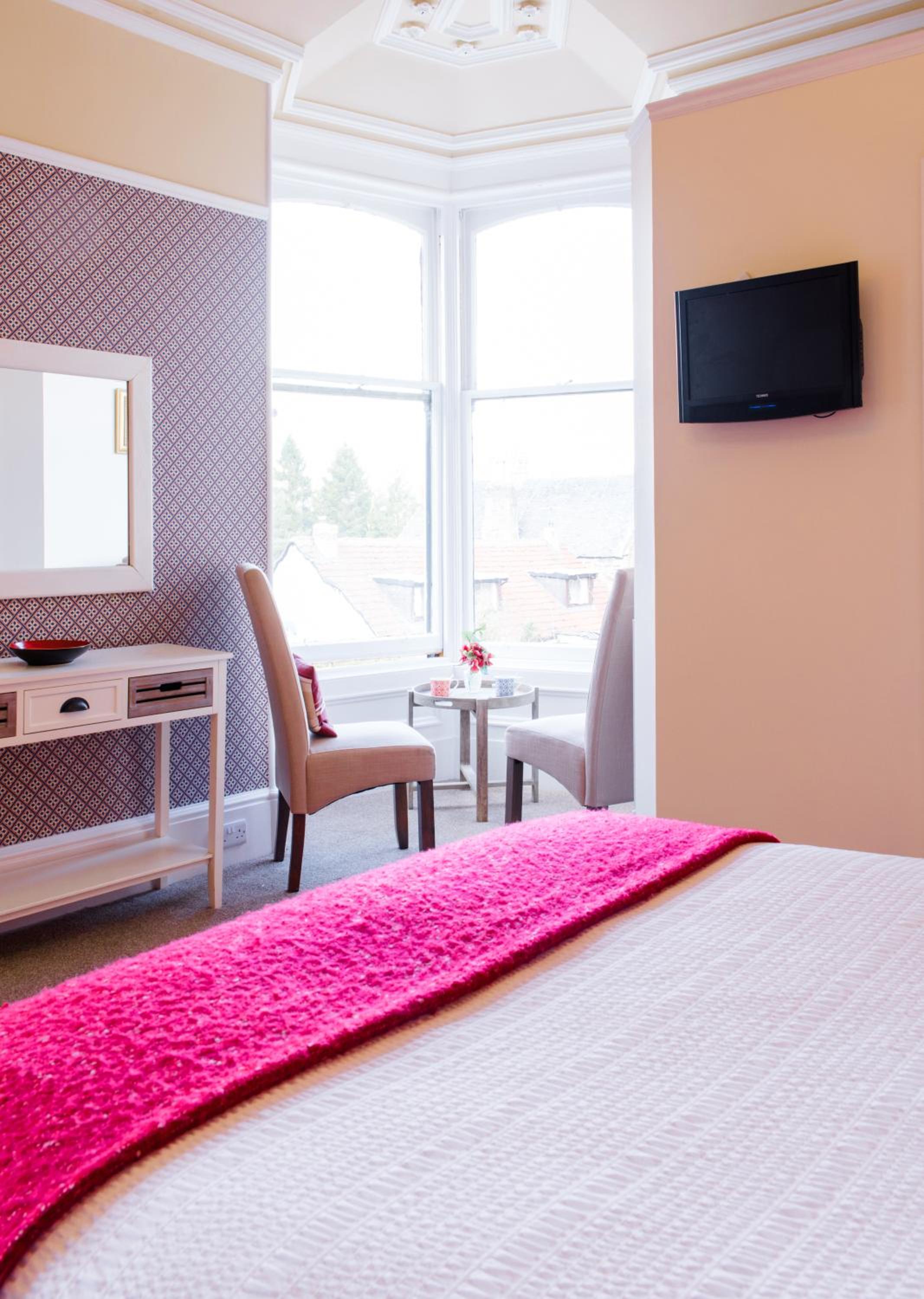 Double Room - Photo 10