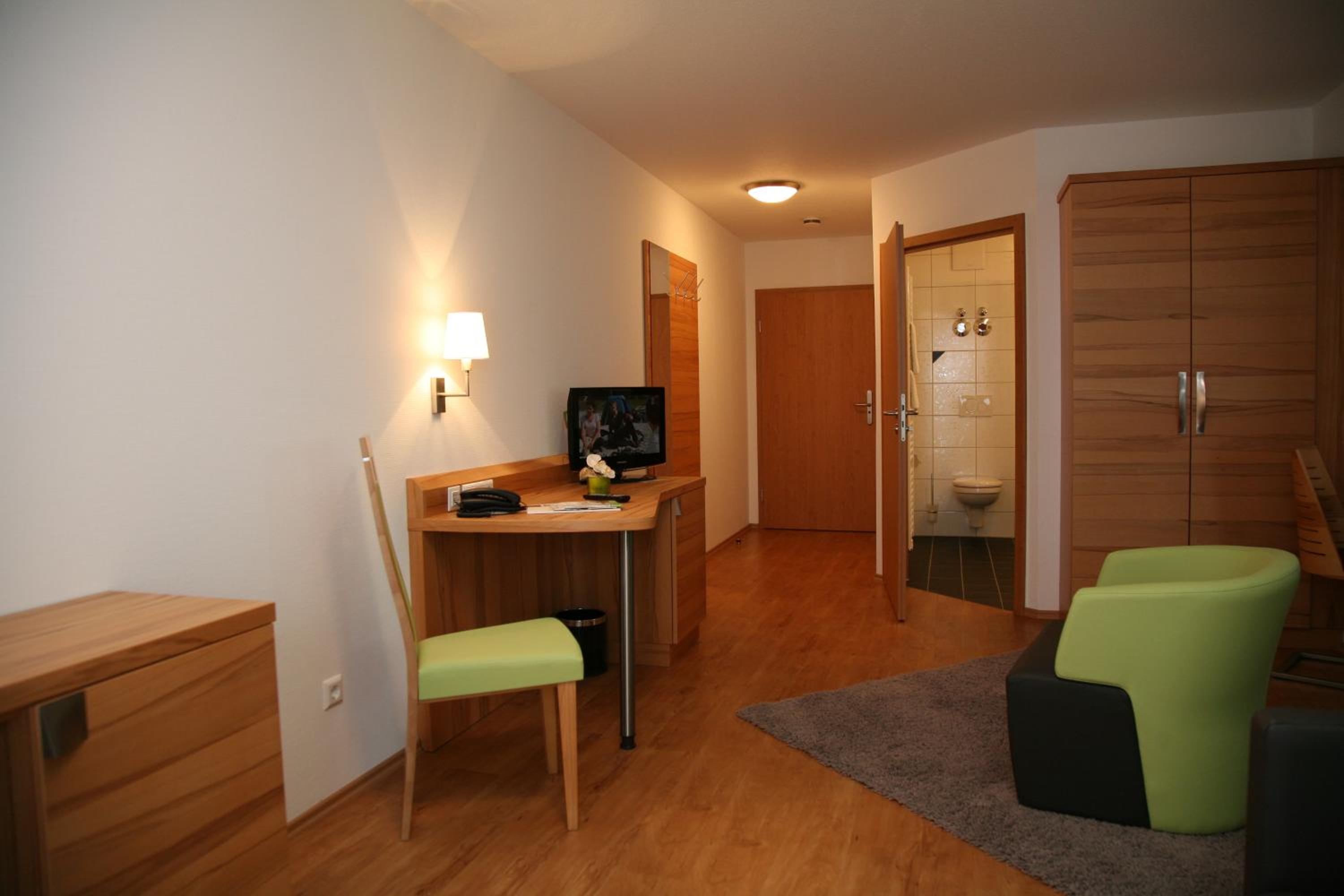 Suite (3 Adults) photo 2