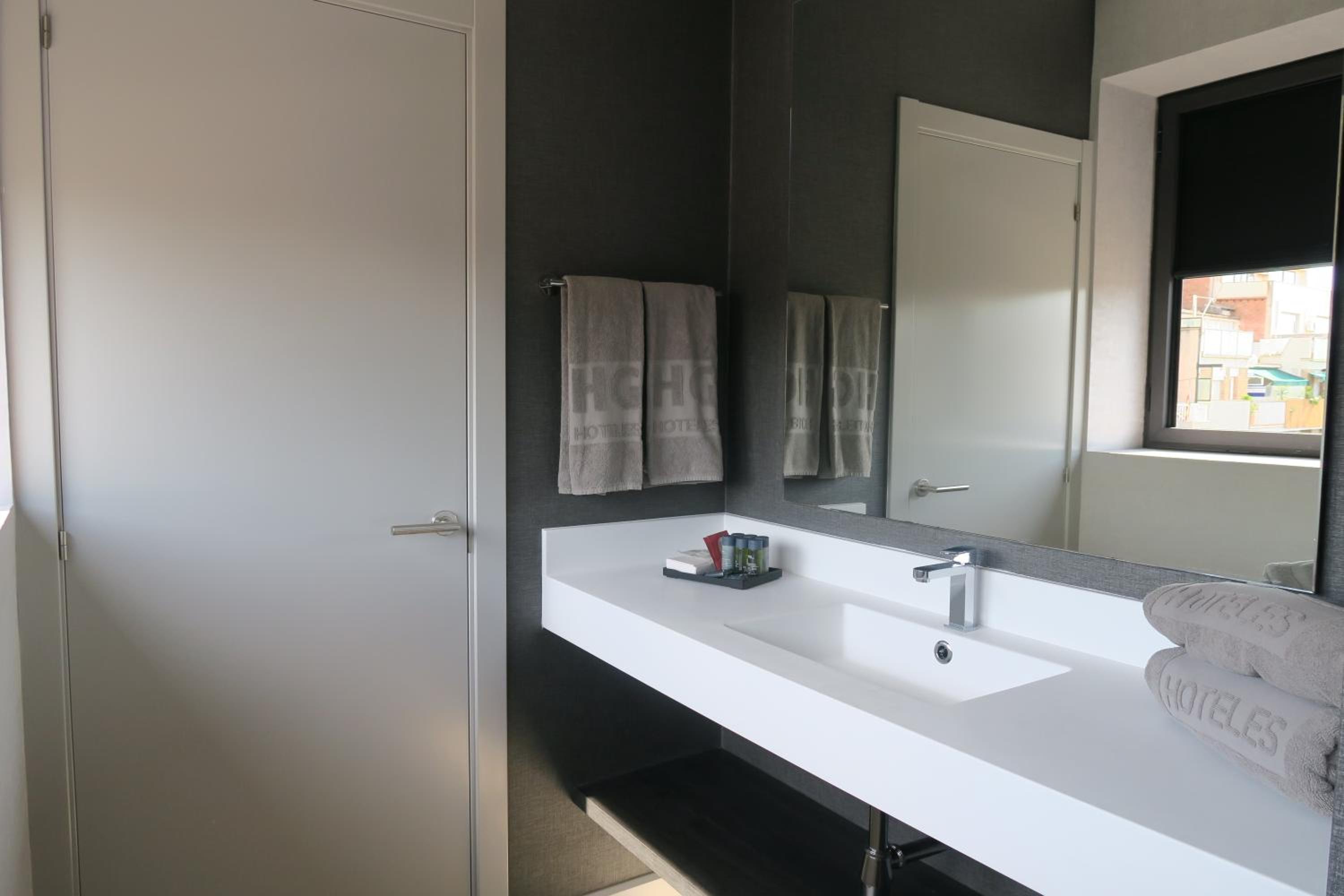 Superior Triple Room photo 2