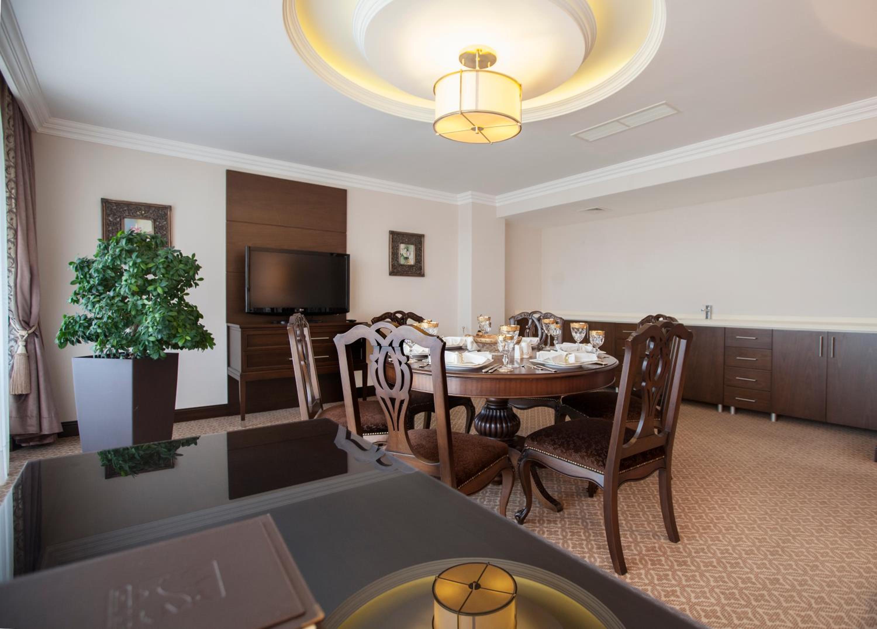 Presidential Suite photo 3