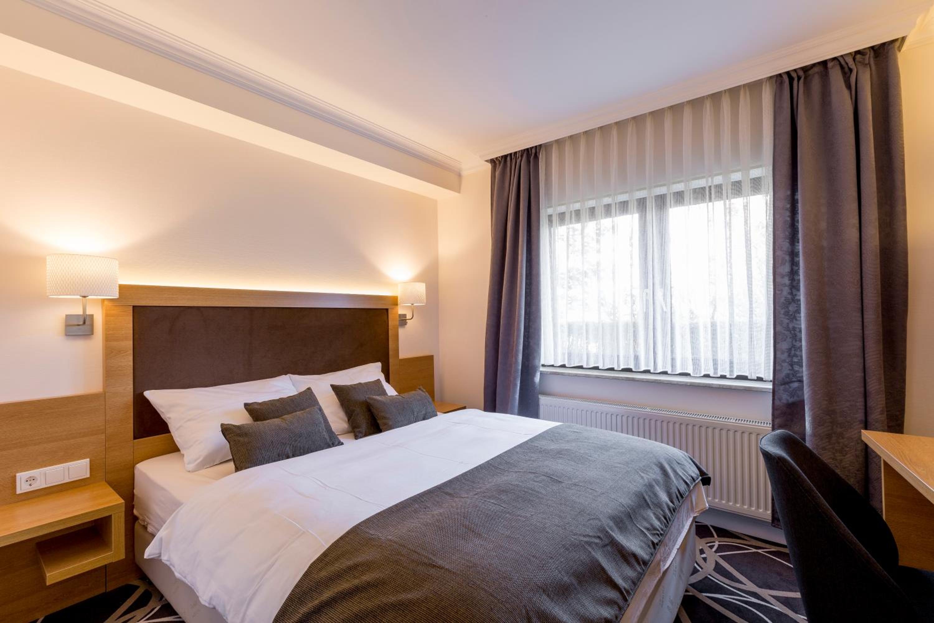 Standard Double Room - Photo 1