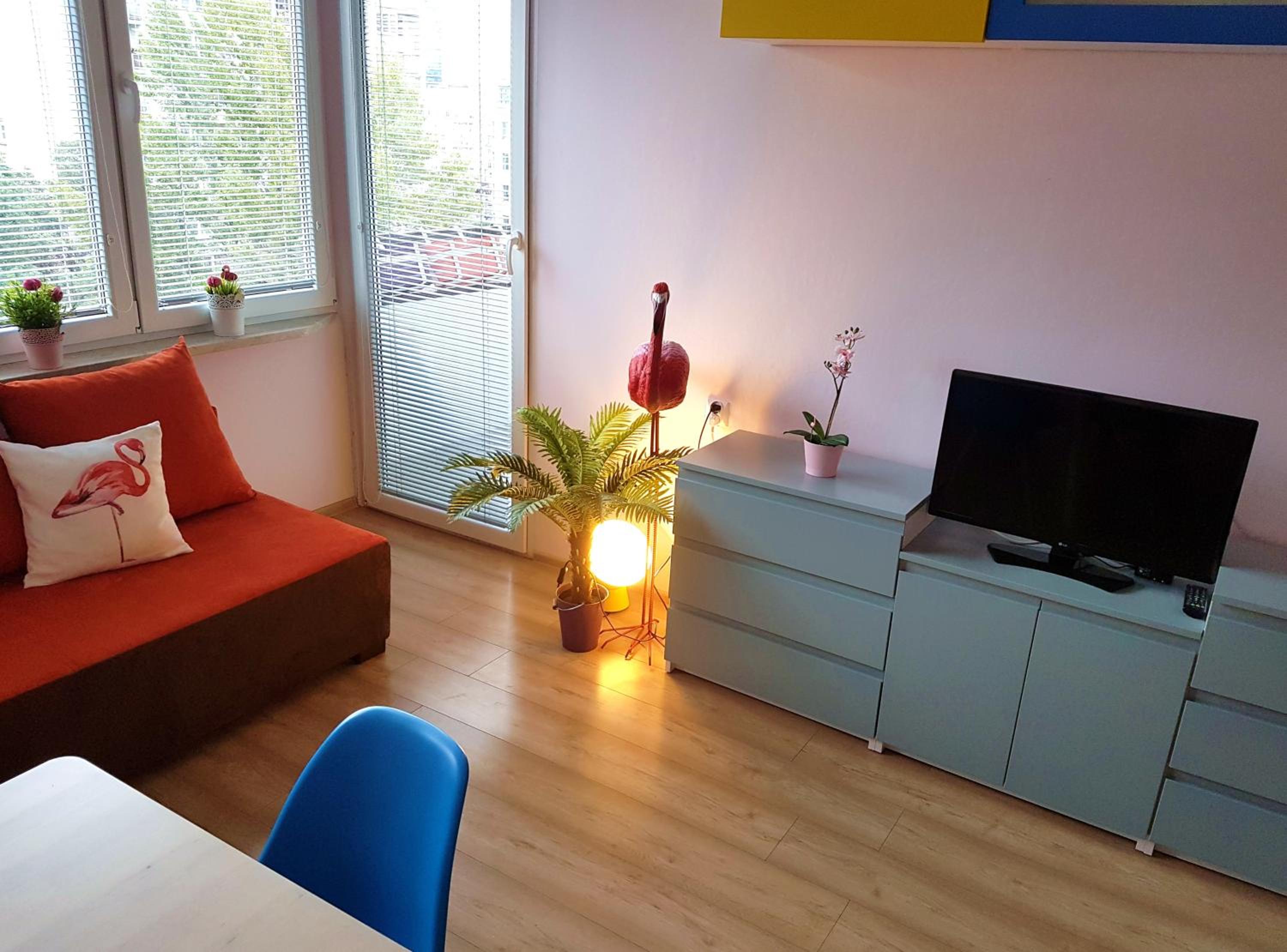 Two Bedroom Apartment with balcony and city view 88 - 45 Krolewska Street  - Photo 12