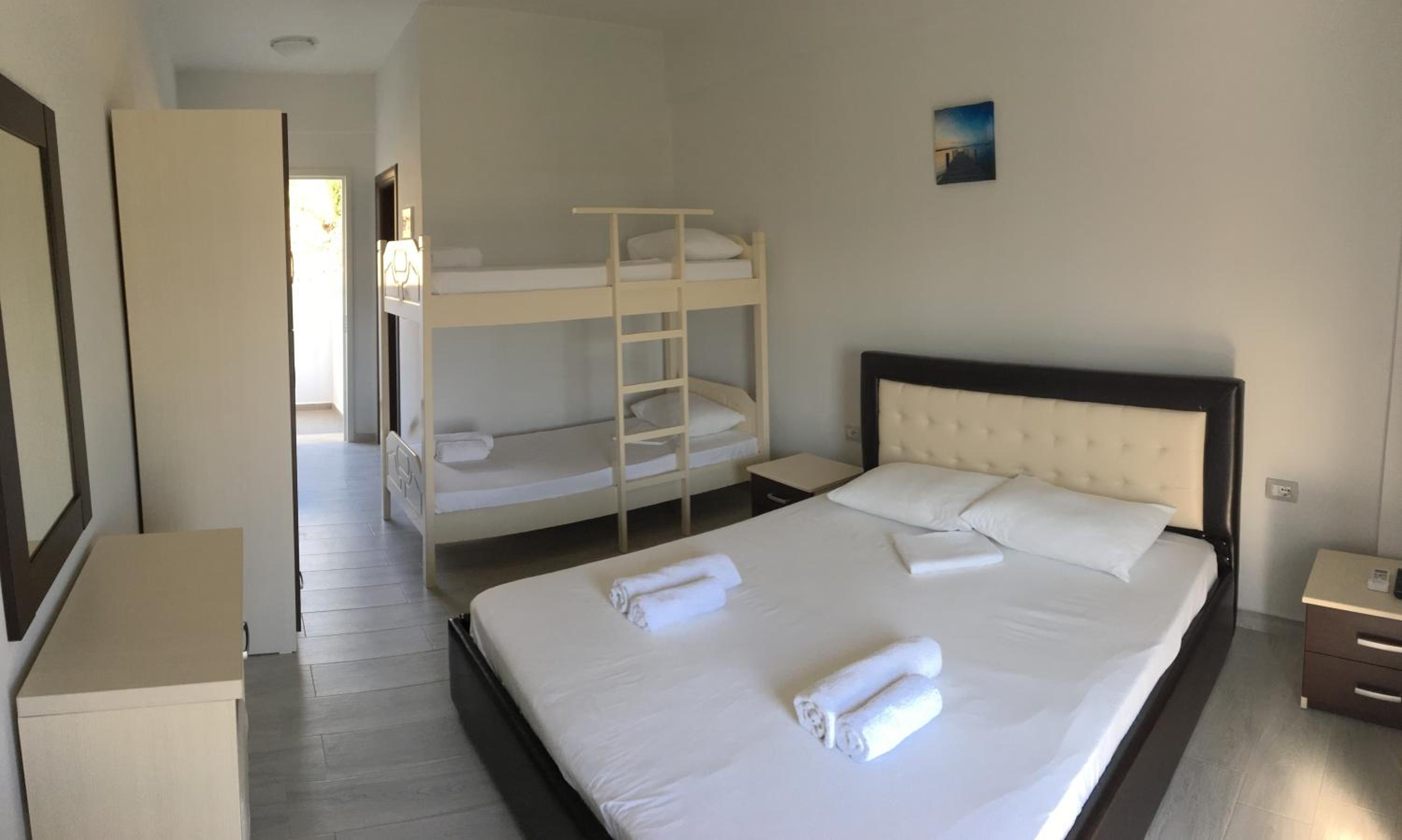 Classic Quadruple Room