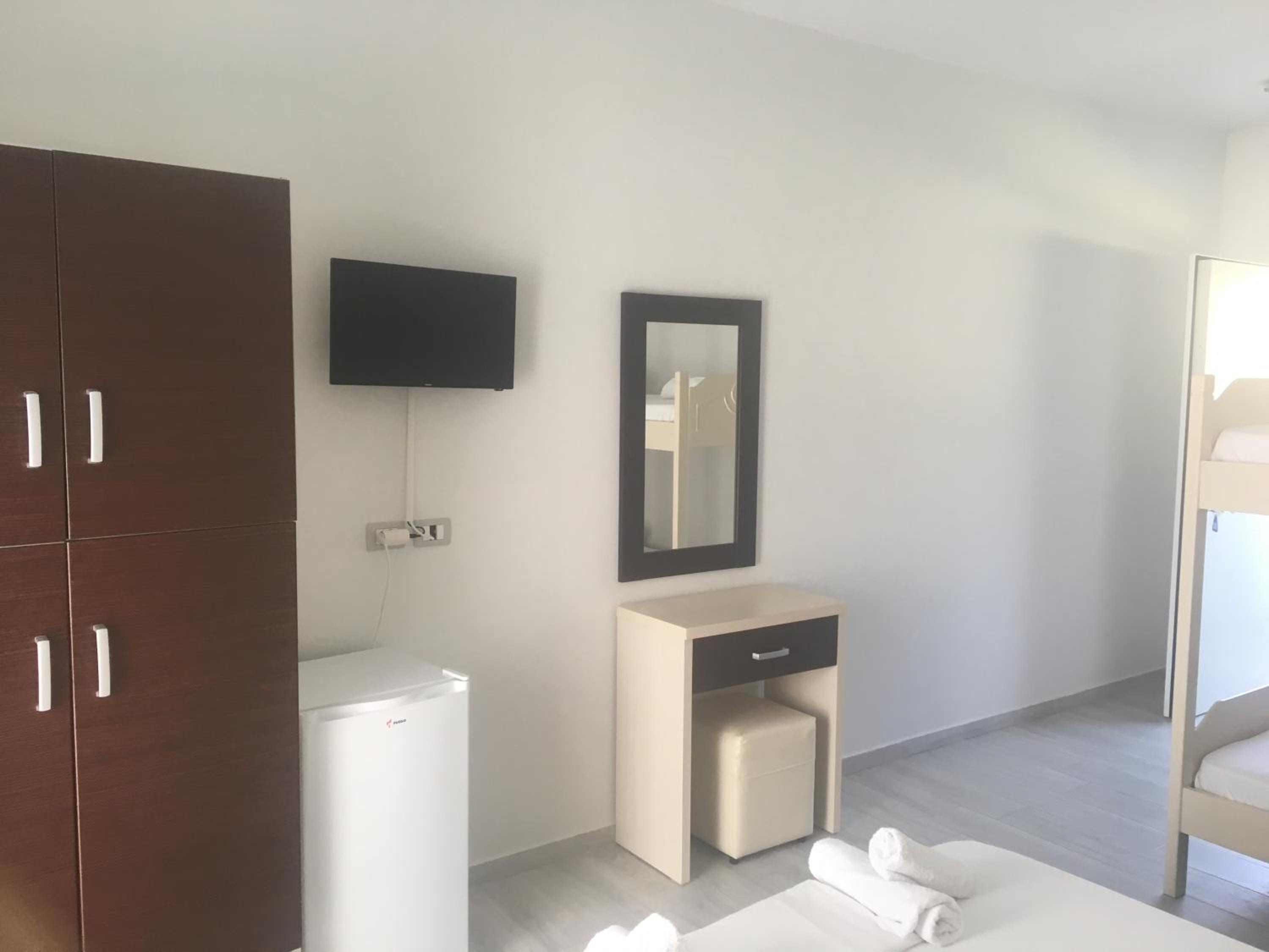 Classic Quadruple Room