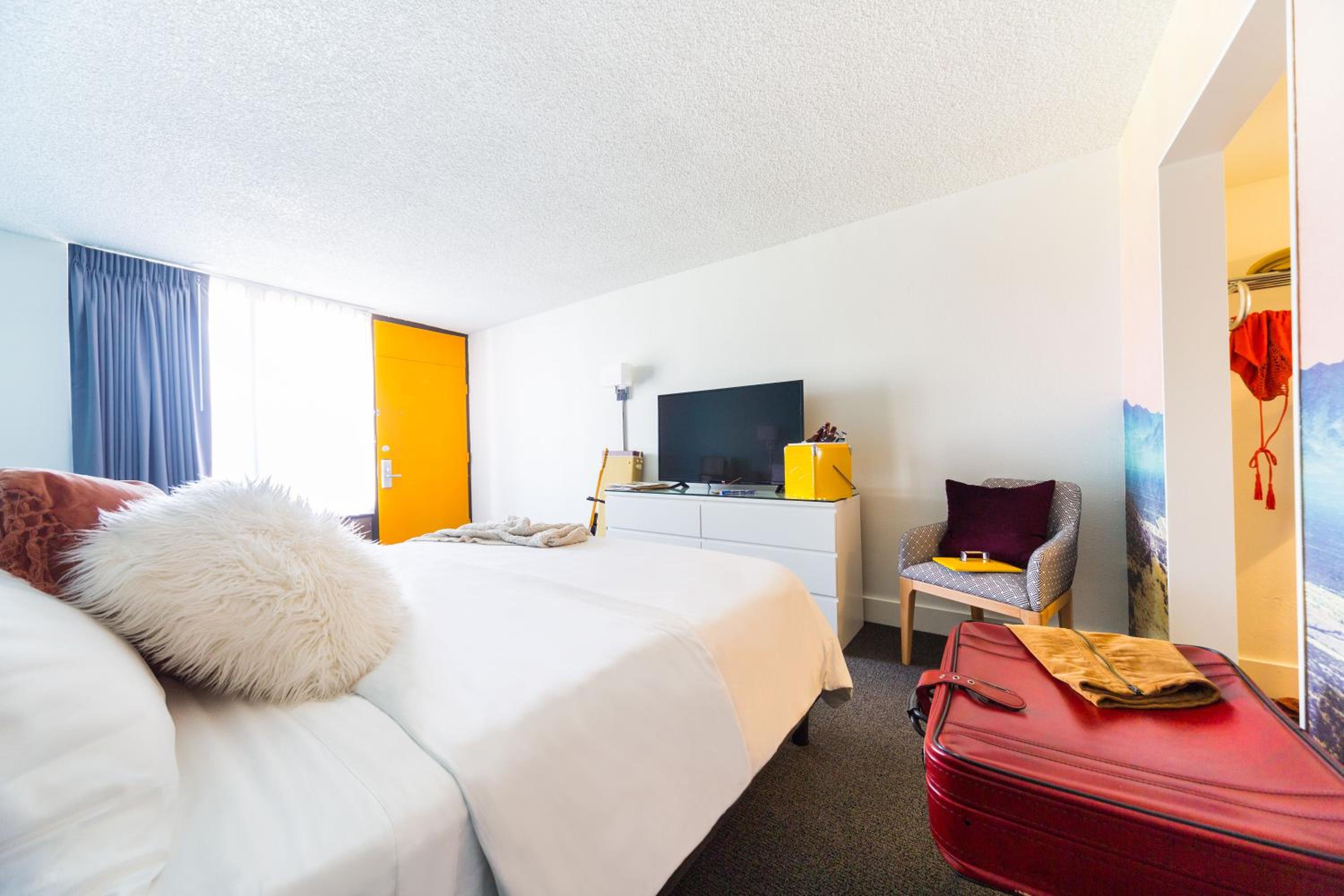 Superior King Room - Photo 4