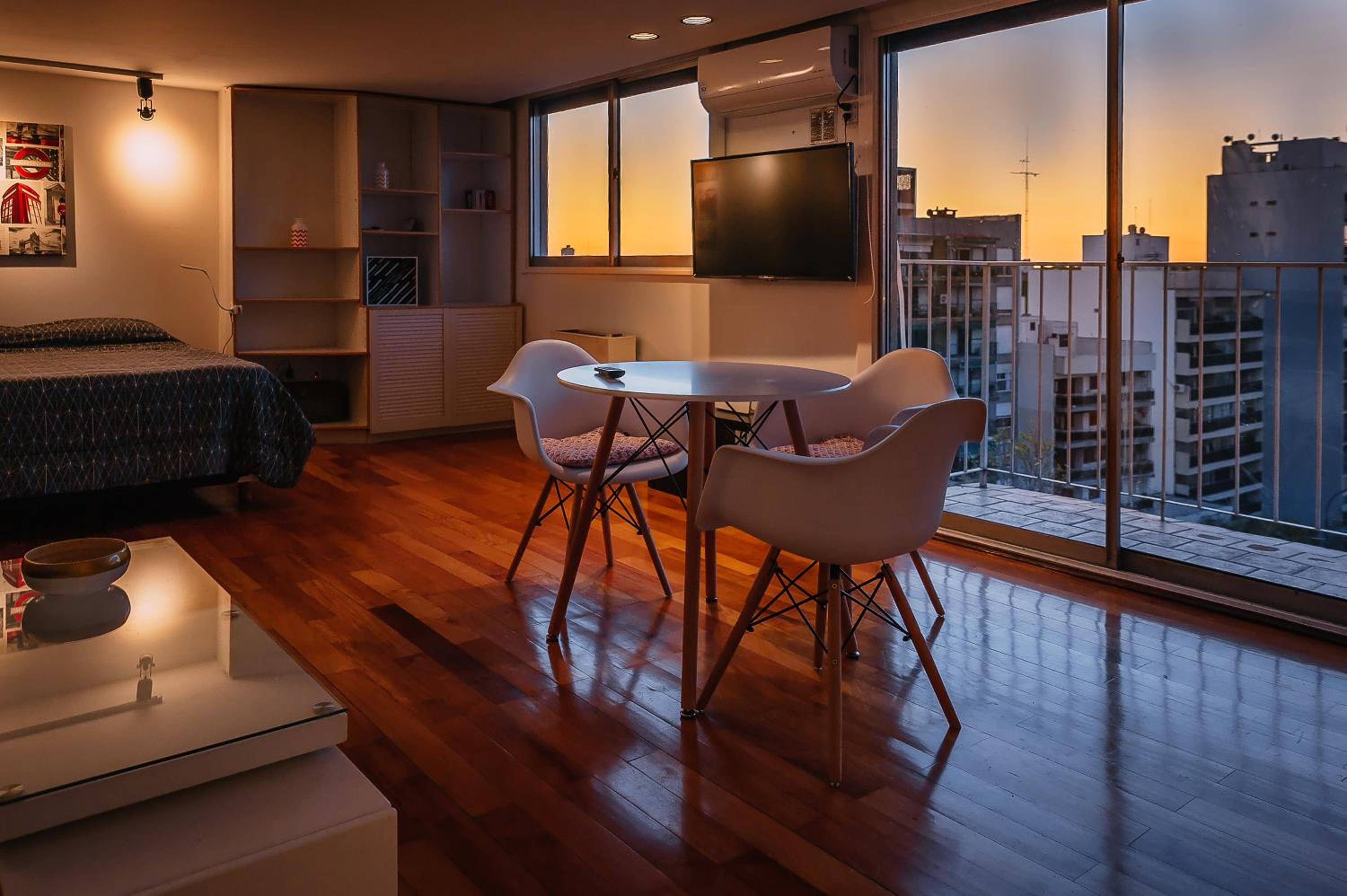 Apartment photo 1