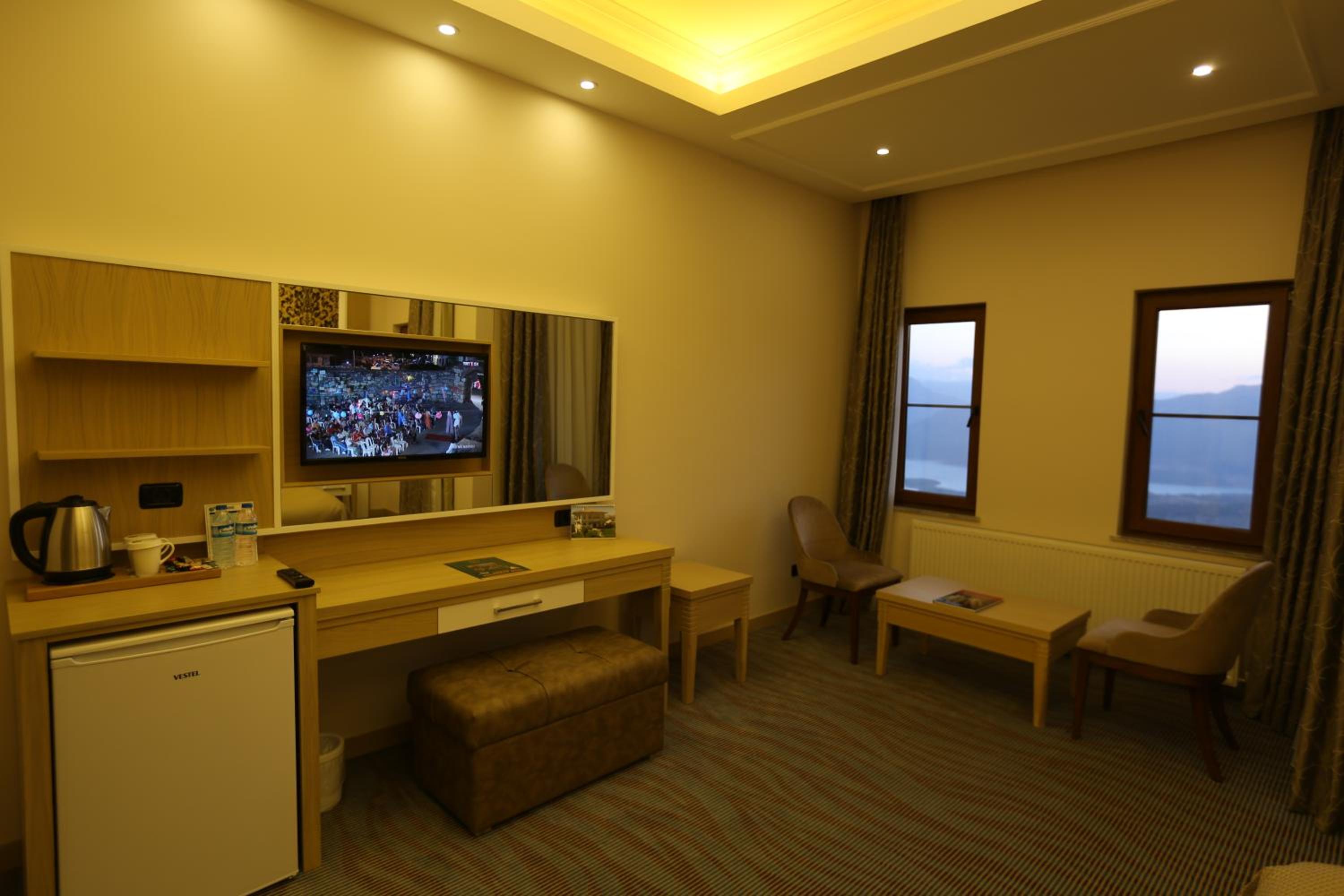 Deluxe Double Room photo 2