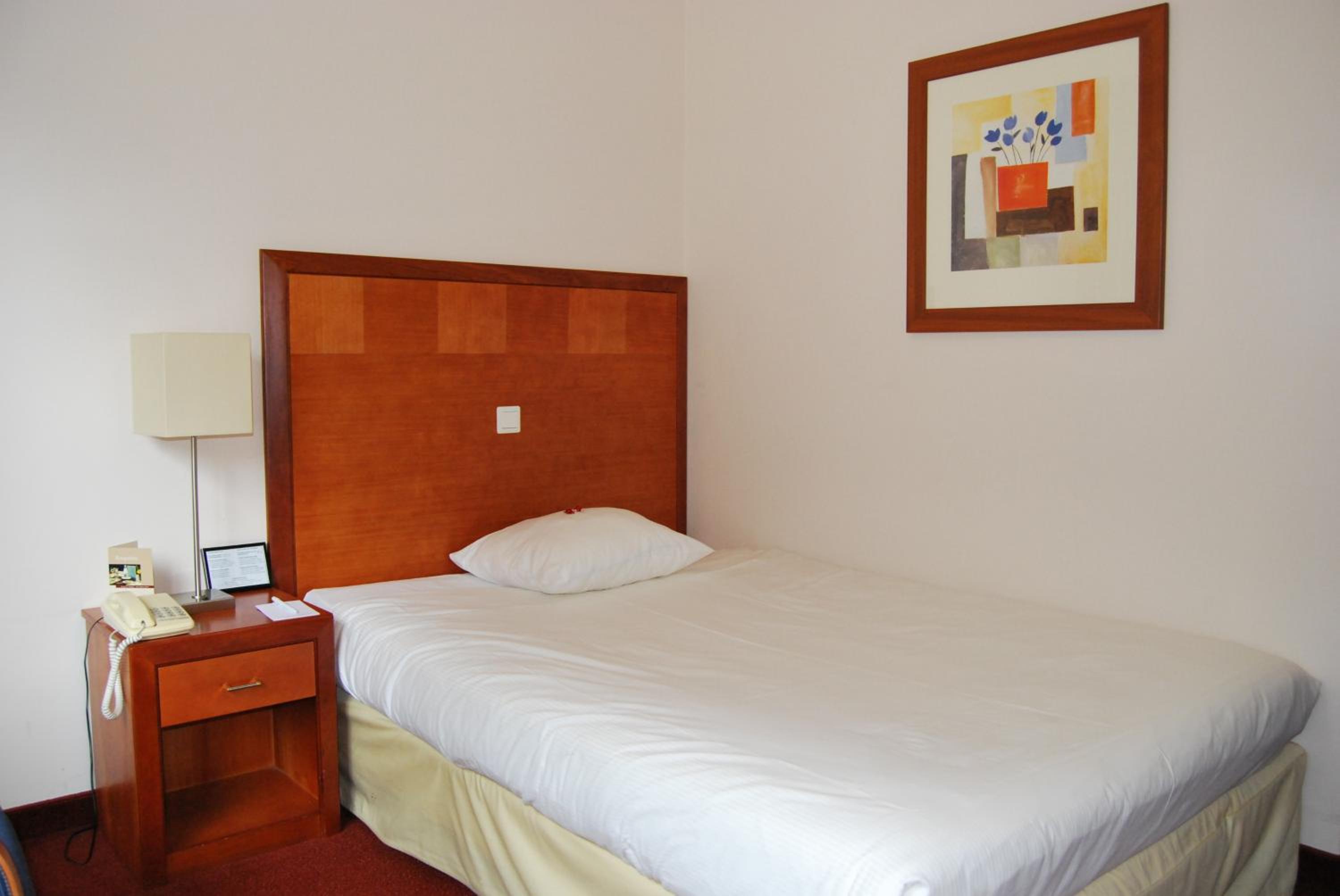 Small Double Room - Photo 1