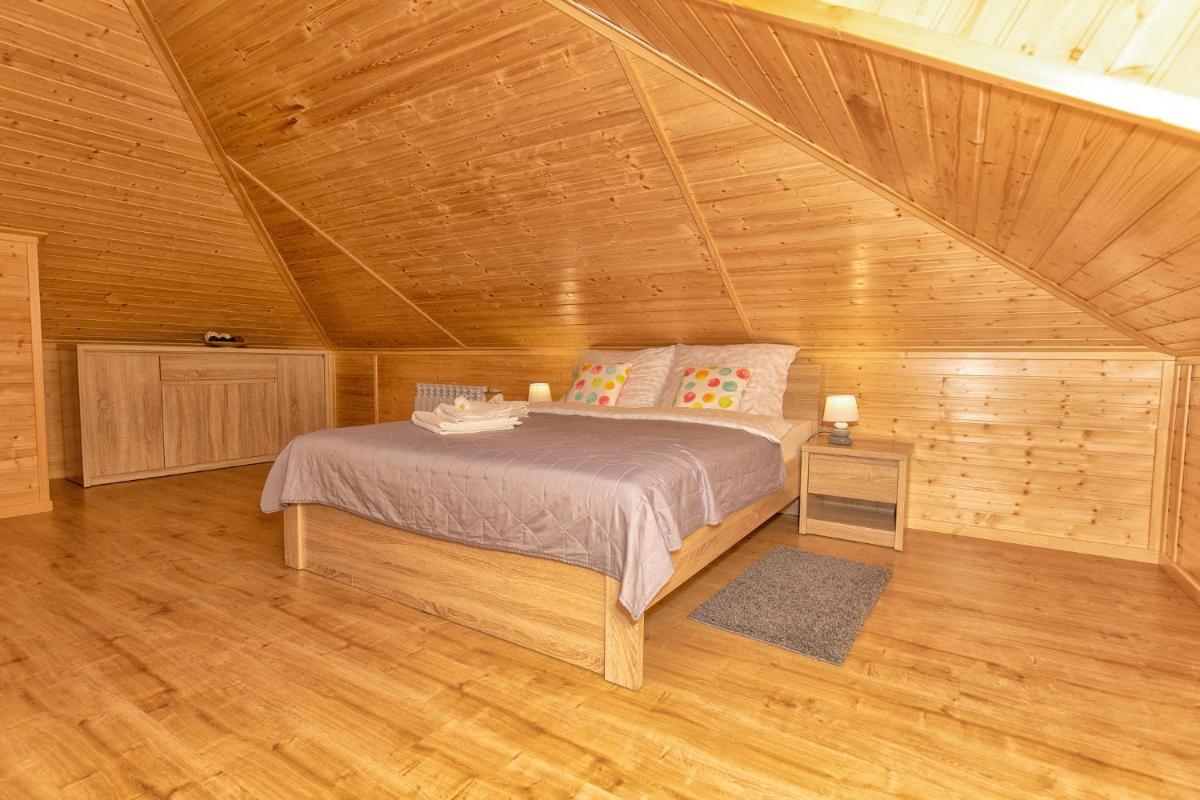Two-Bedroom Chalet - Photo 4