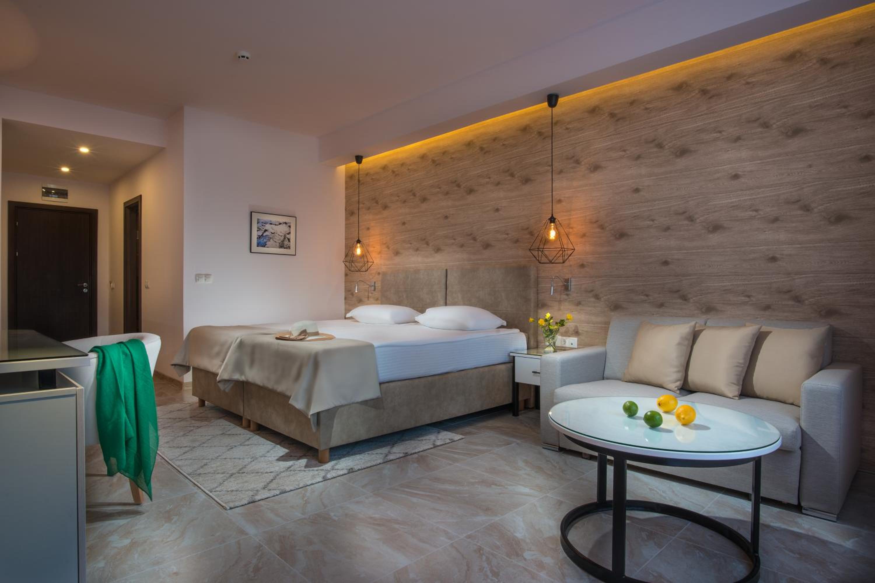 Standard Double Room - Photo 4