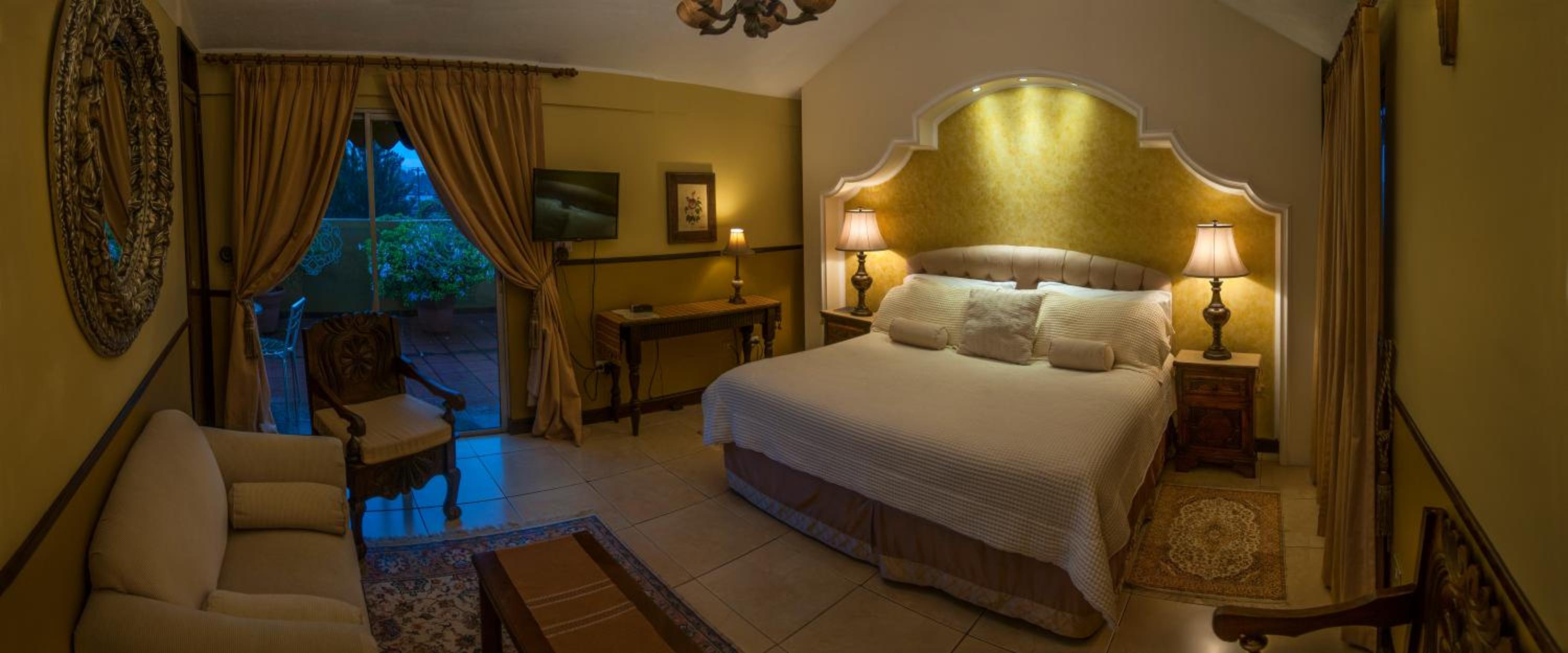 Suite with Mountain View photo 1