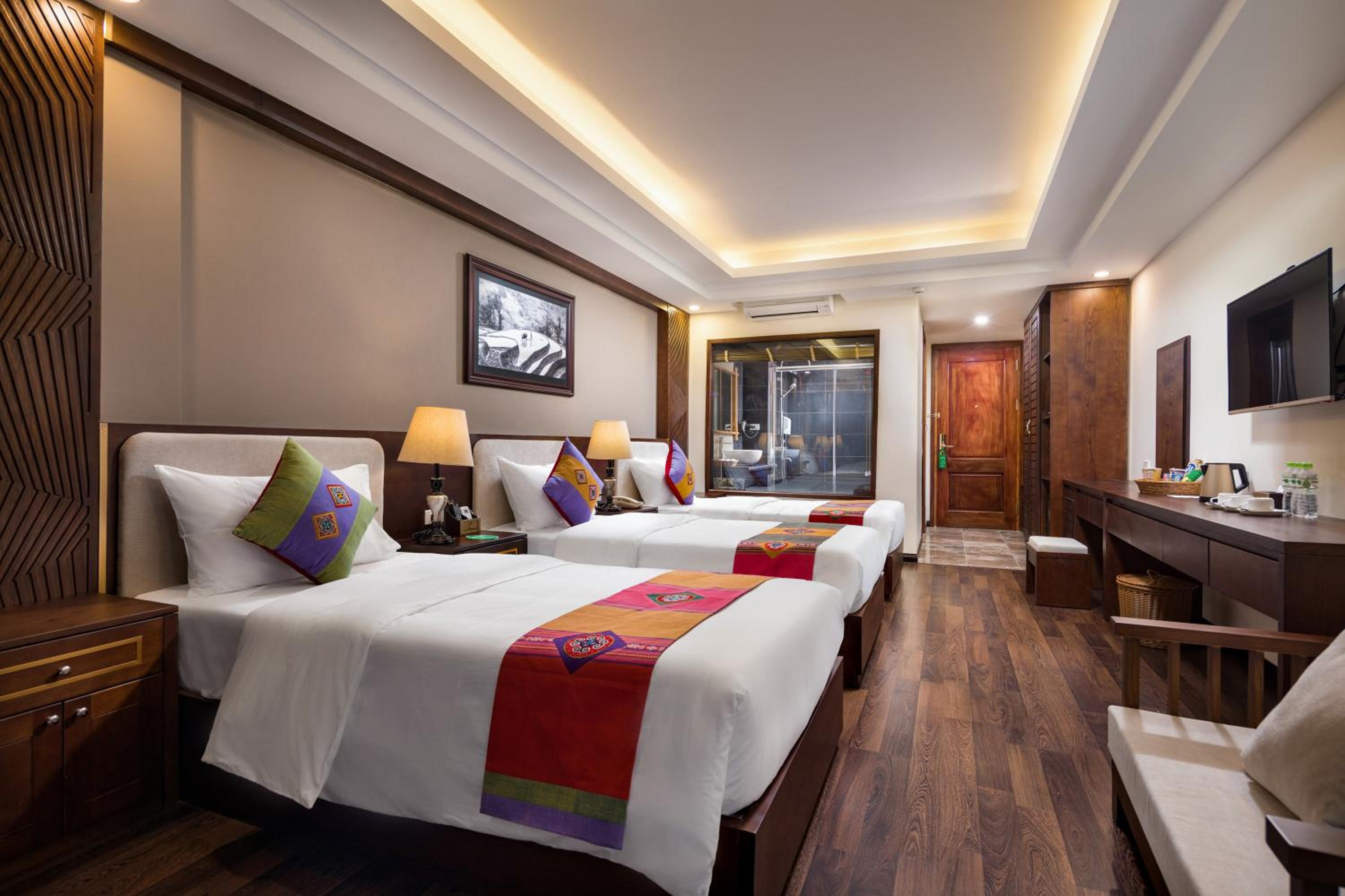 Superior Triple Room photo 3