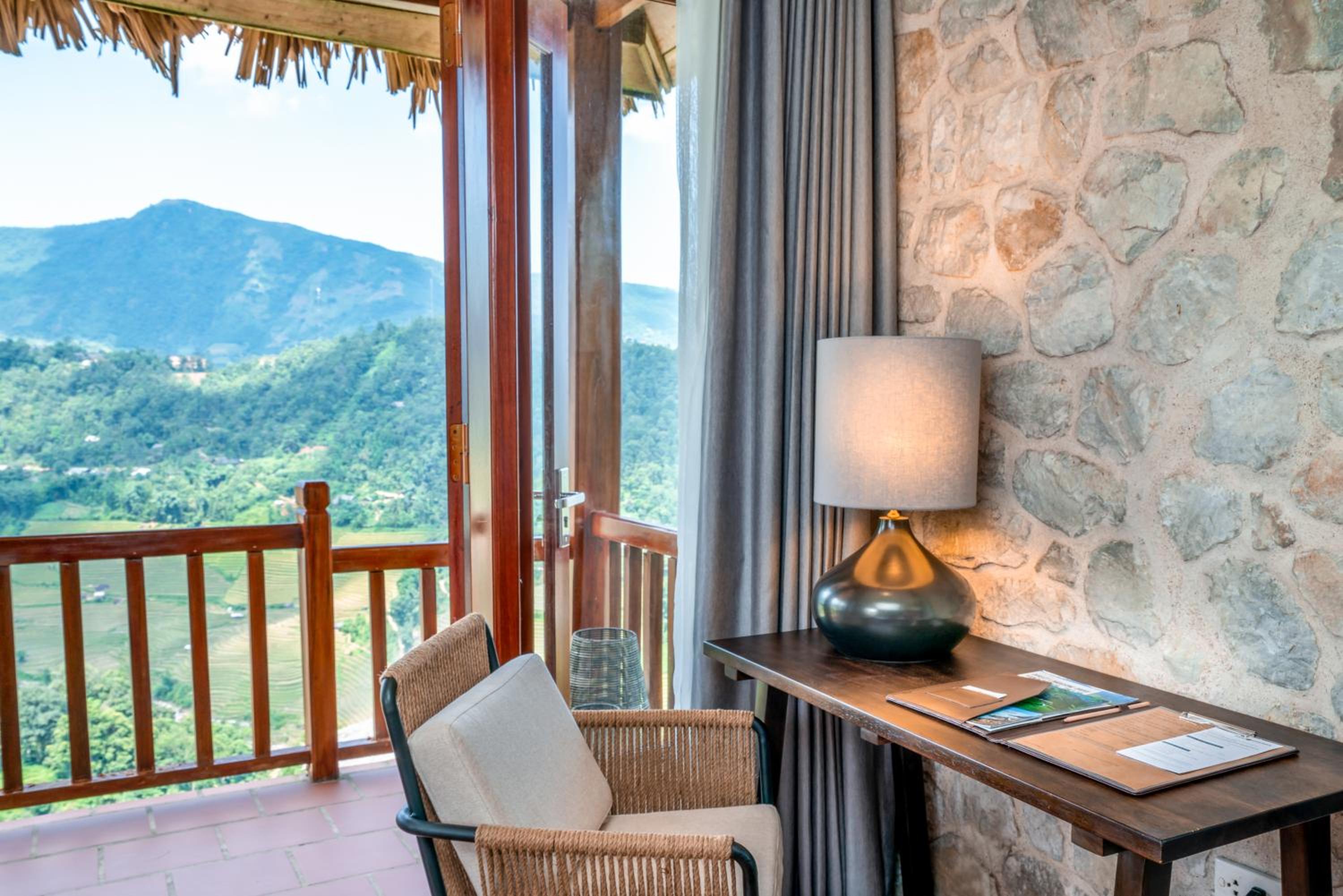 Premium Executive Bungalow - Photo 3