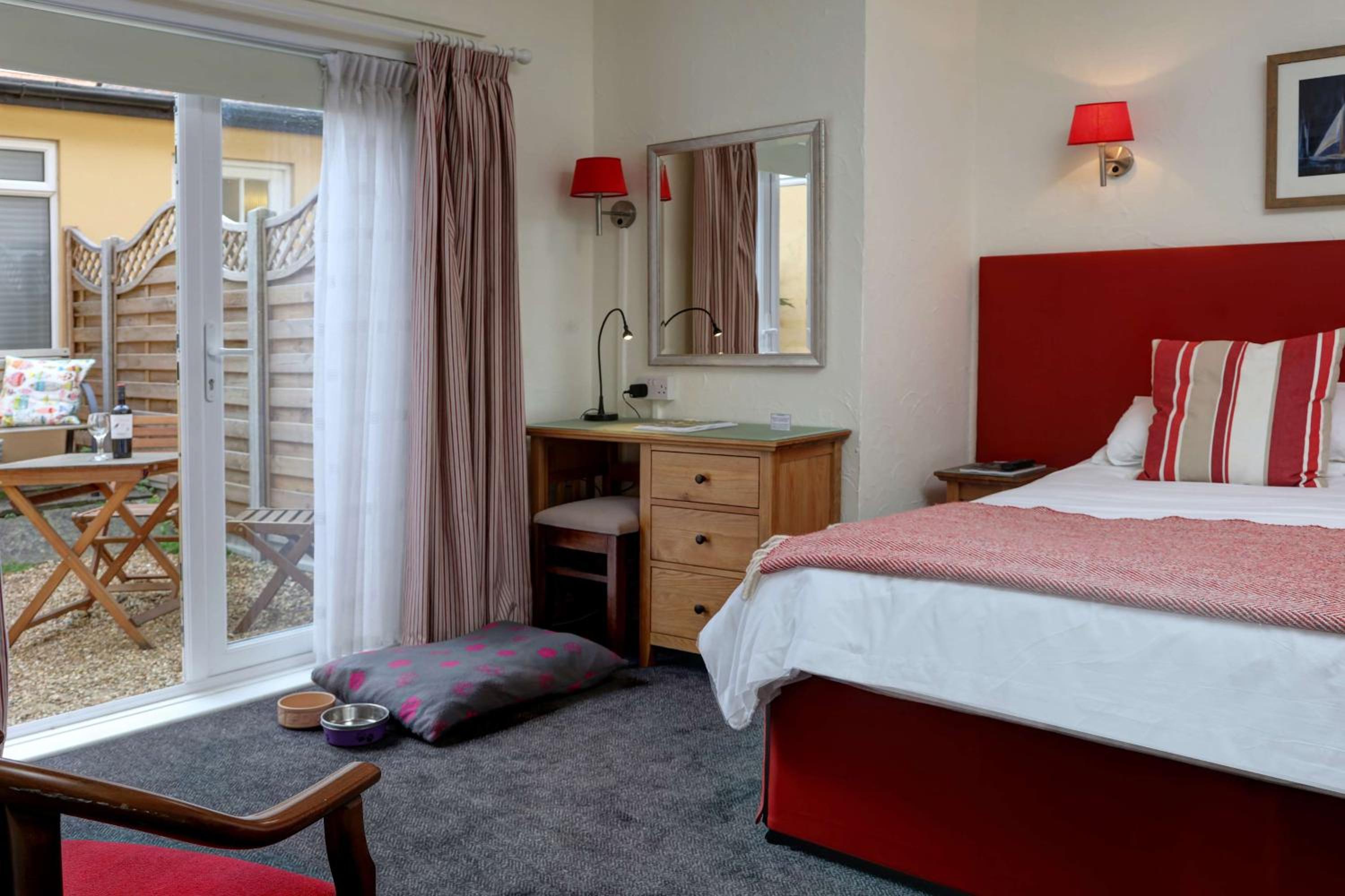 Classic King Room with Terrace photo 1
