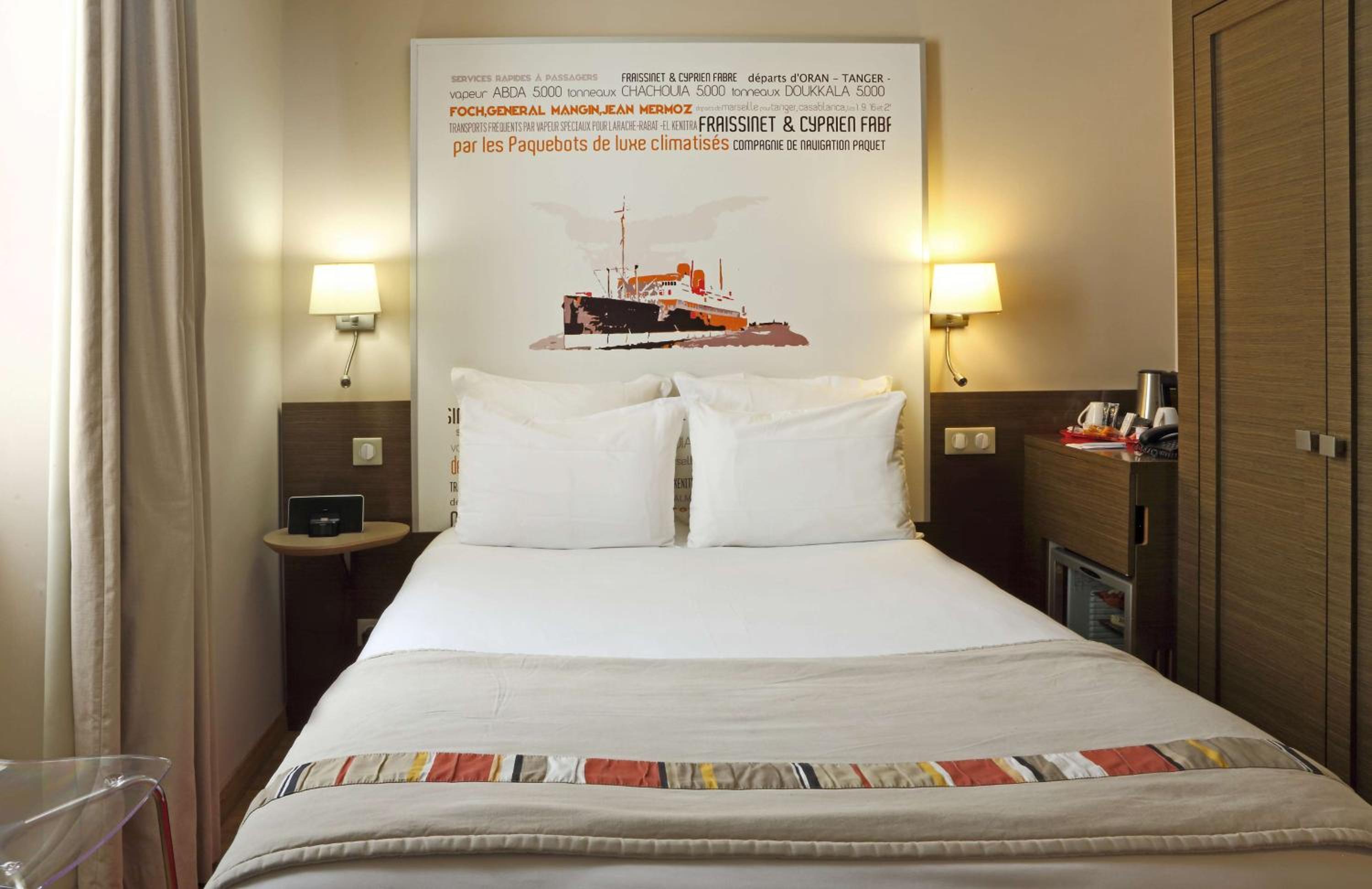 Comfort Queen Room thumbnail 5